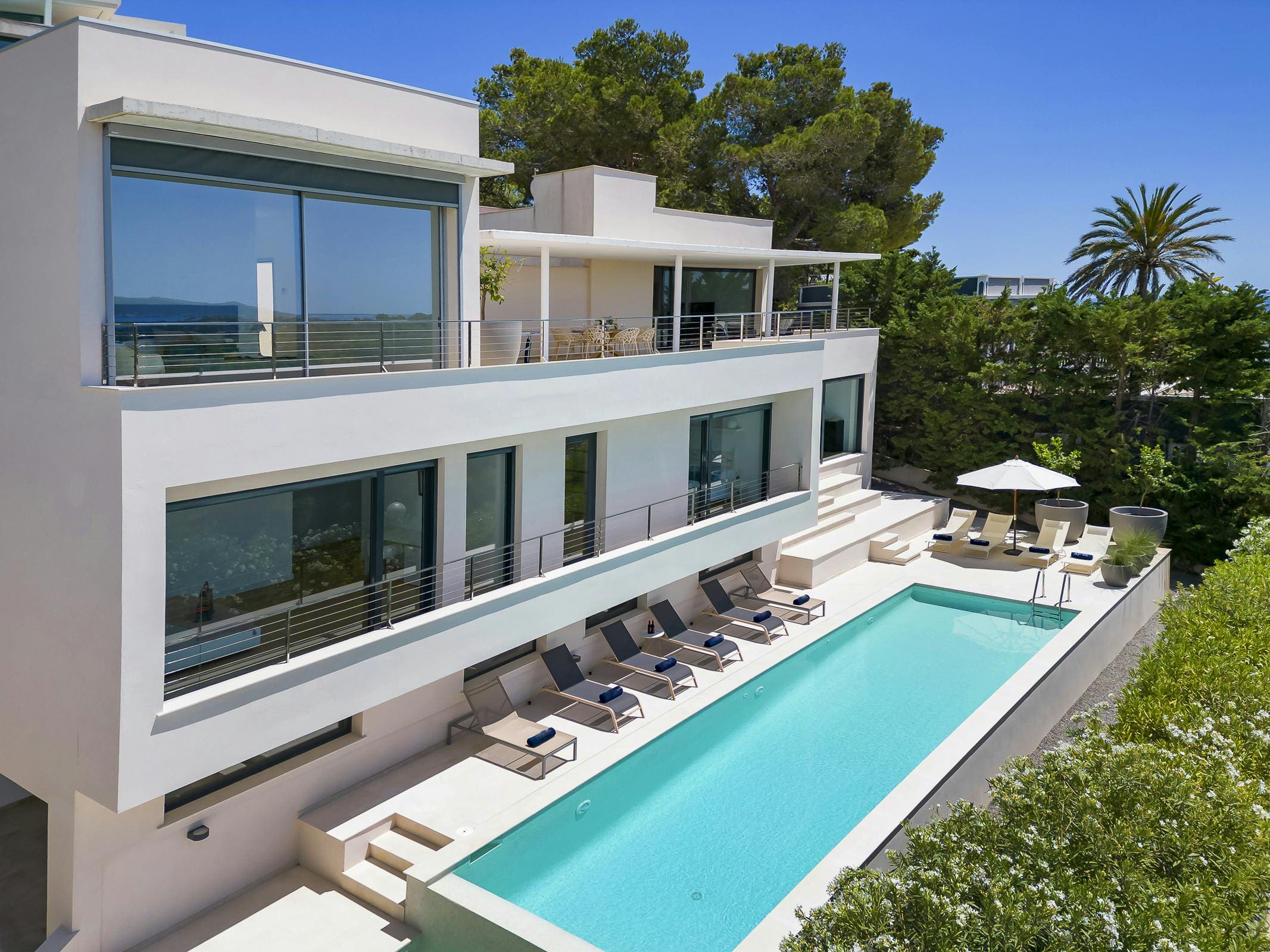 Villa Savina Talamanca: Luxury 5-Bedroom Villa with Seaview and Pool, Talamanca