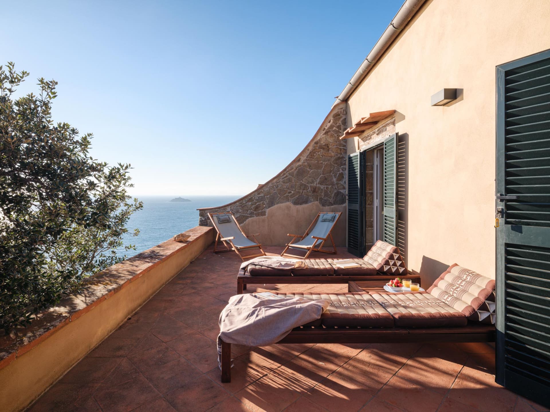 Villa Scirè Grosseto: Elegant 6-Bedroom Villa with Seaviews and Family-Friendly Features, Grosseto