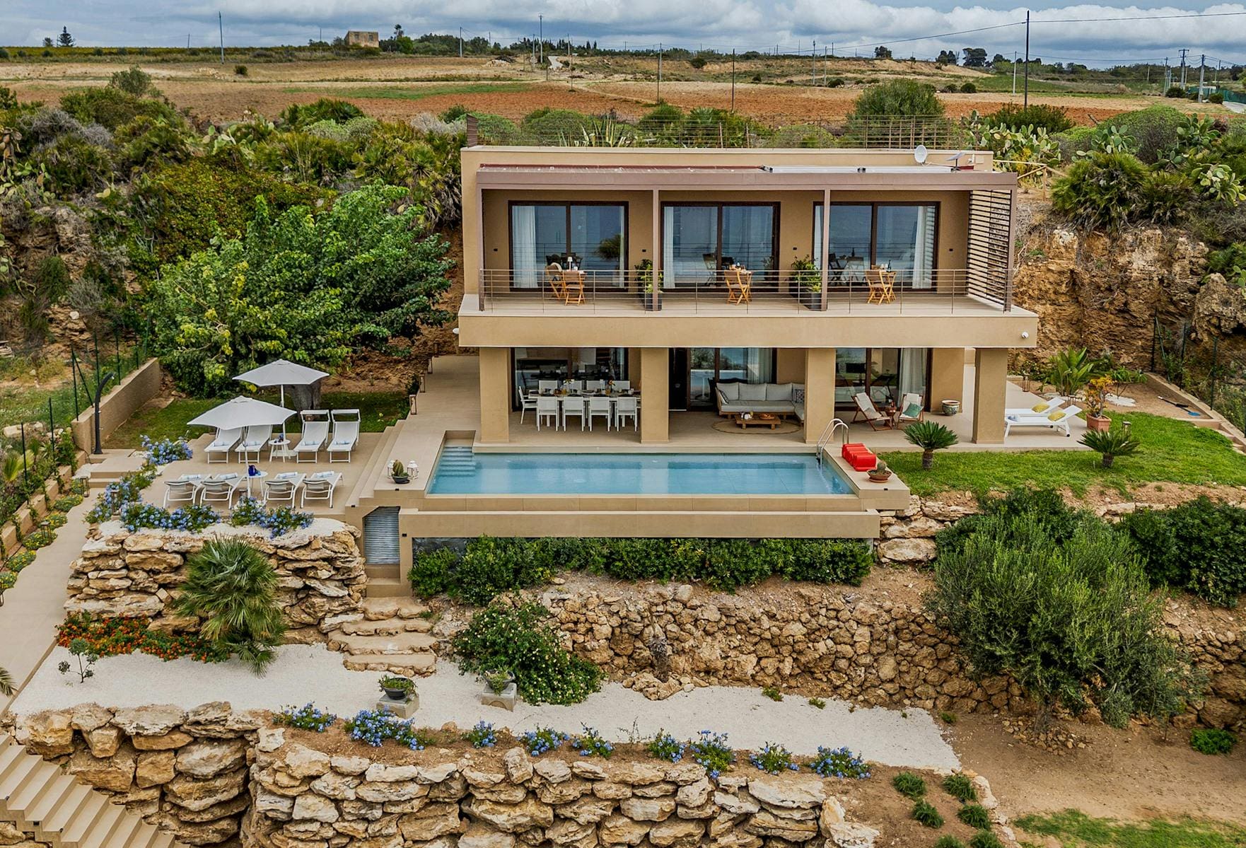 Villa Scirocco Sciacca: Luxury 5-Bedroom Villa with Private Pool and Sea Views, Sicily