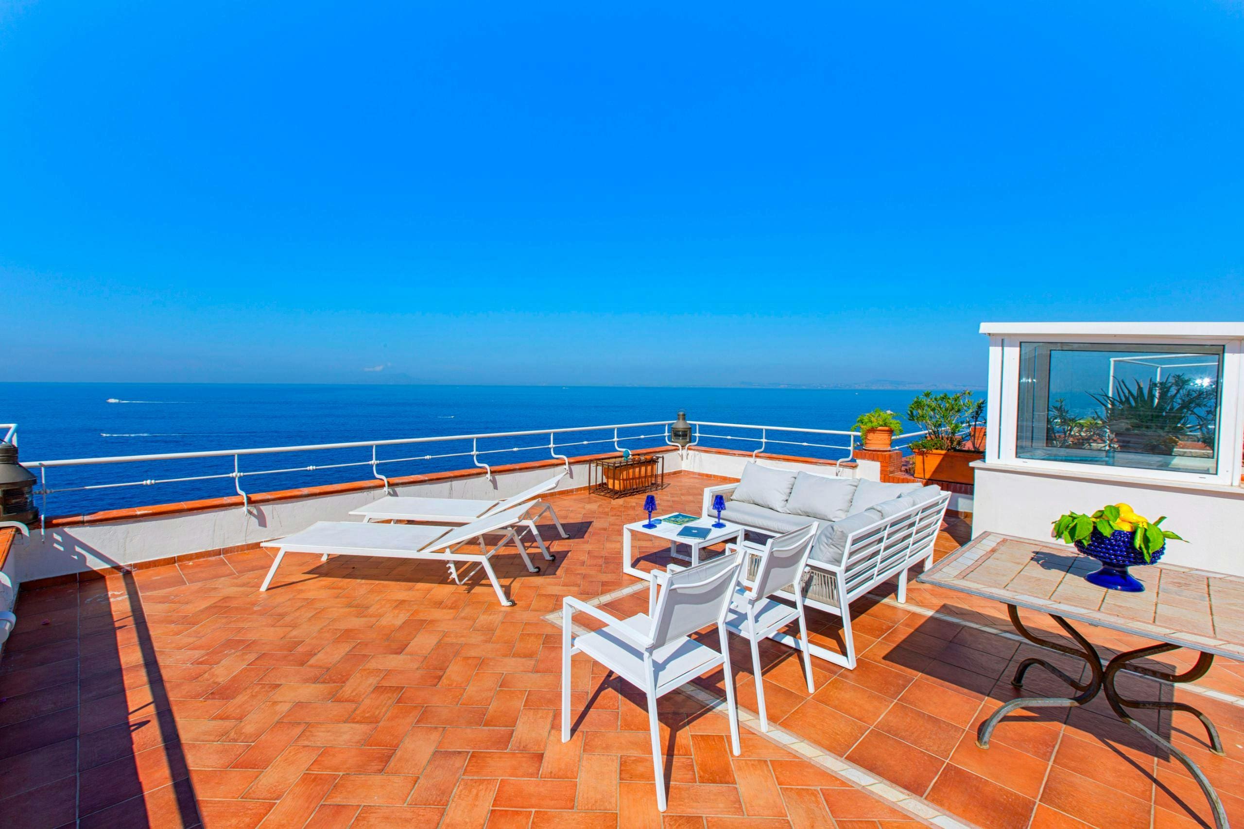 Villa Sirene Sorrento Sorrento 5: Luxury 5-Bedroom Villa with Seaview and Pool, Sorrento
