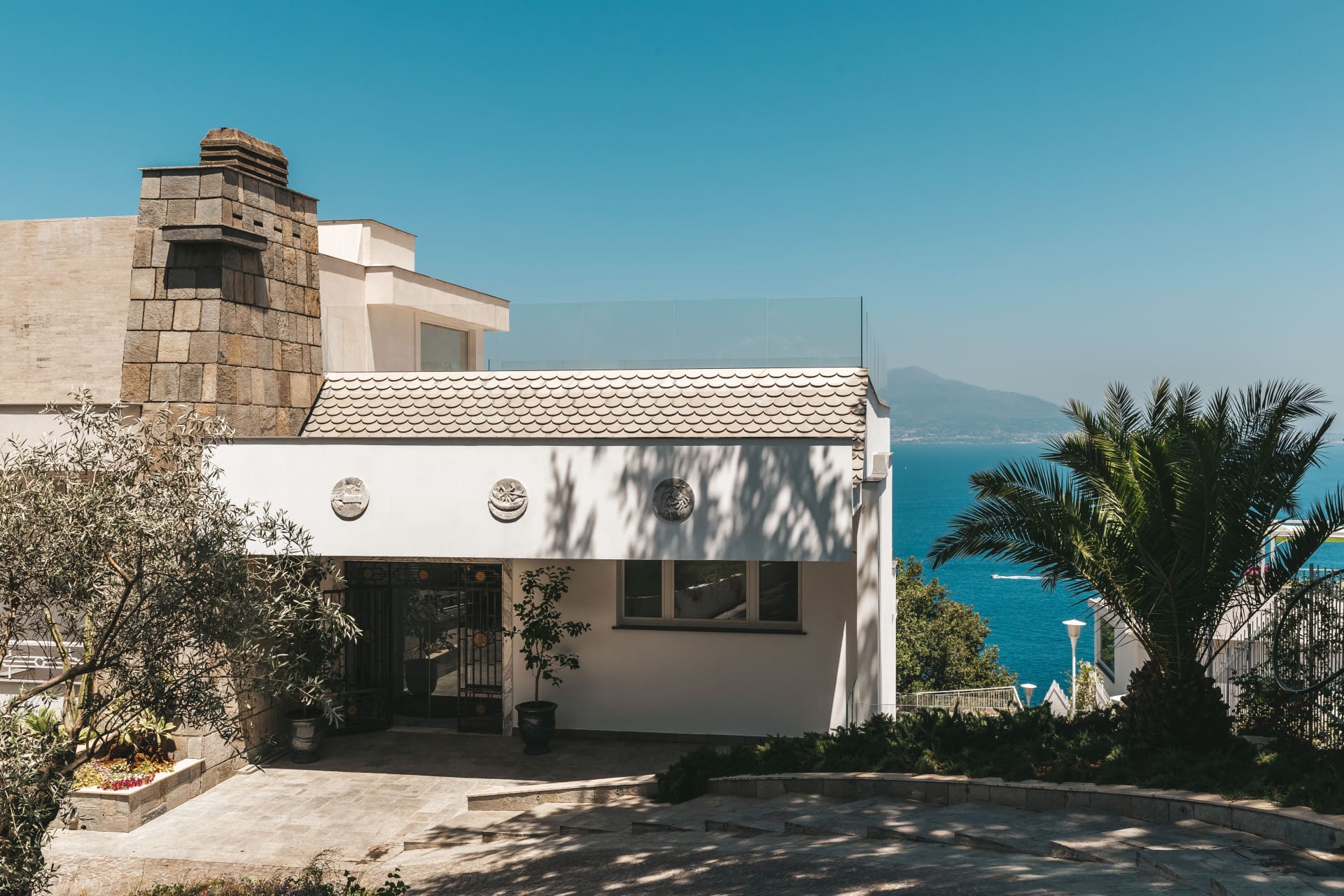 Villa Sirenuse Sorrento Sorrento 8: 12-Bedroom Luxury Villa with Hot Tub and Sea Views, Sorrento