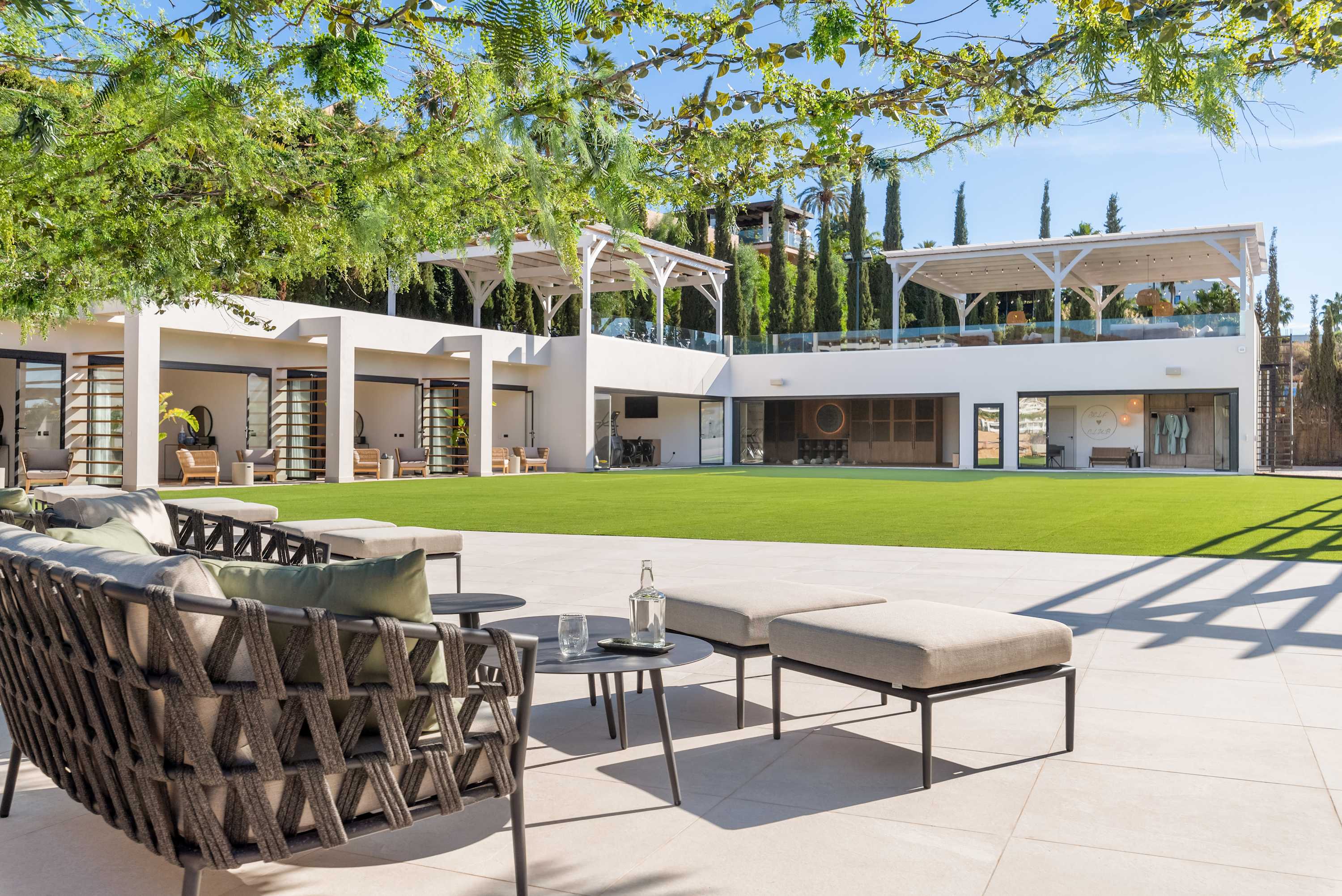 Villa Sirocco Alcántara: 14-Bedroom Luxury Villa with Seaview and Pool, San Pedro de Alcántara