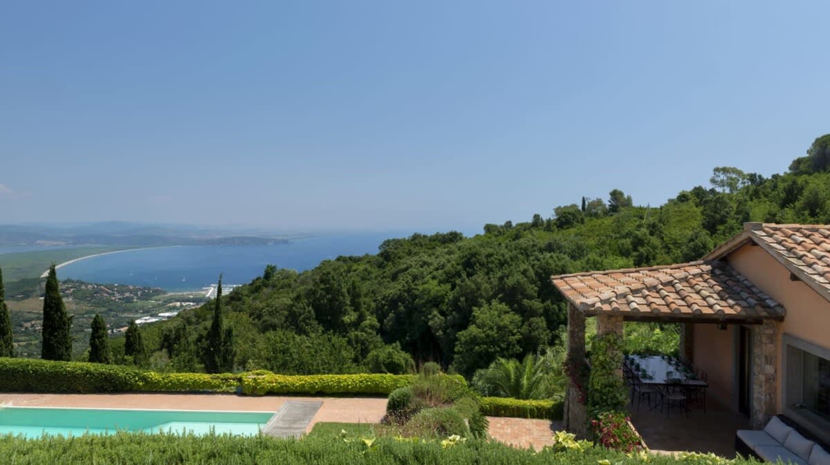 Villa Sirocco Argentario: 7-Bedroom Luxury Villa with Infinity Pool, Monte Argentario