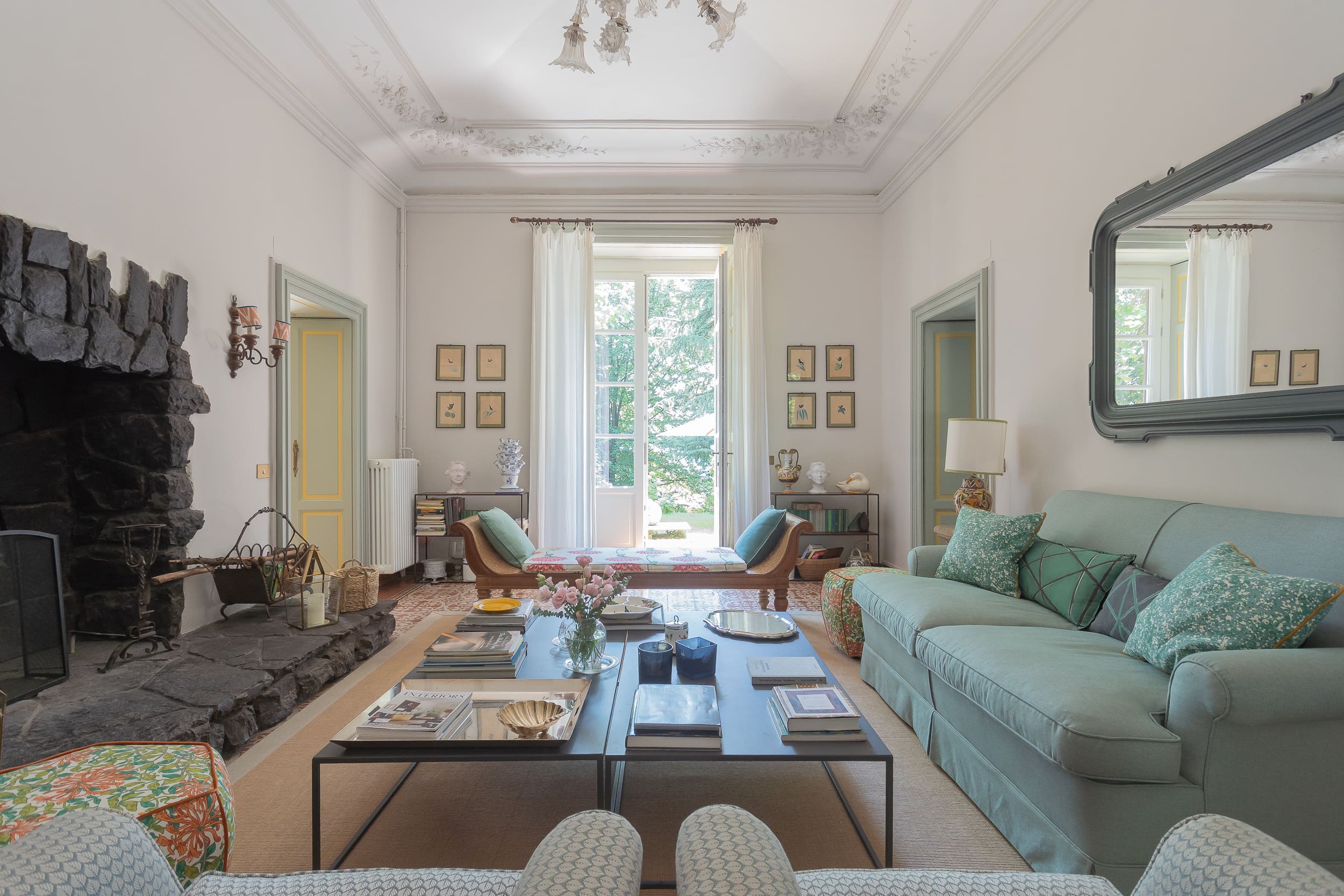 Villa Sirocco Como: Luxury 5-Bedroom Villa with Swimming Pool, Lake Como