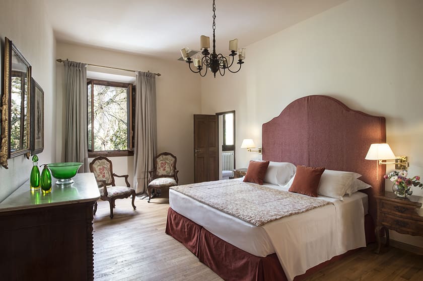 Villa Sirocco Cortona: Luxury 9-Bedroom Villa with Pool and Tennis Court, Tuscany