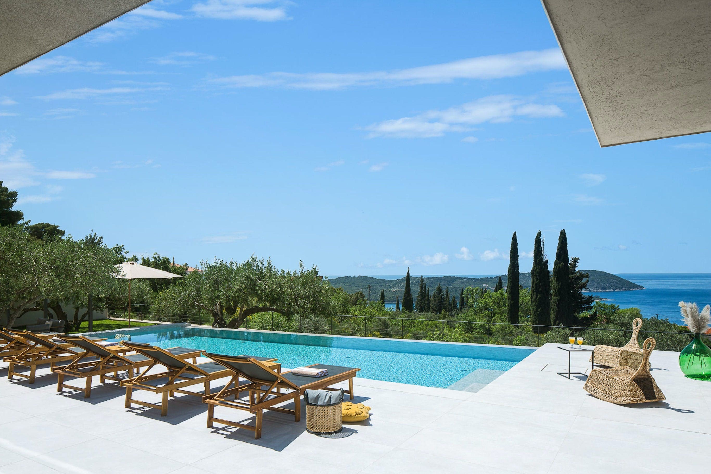 Villa Sirocco Dubrovnik: Luxury 5-Bedroom Villa with Seaview and Pool, Dubrovnik
