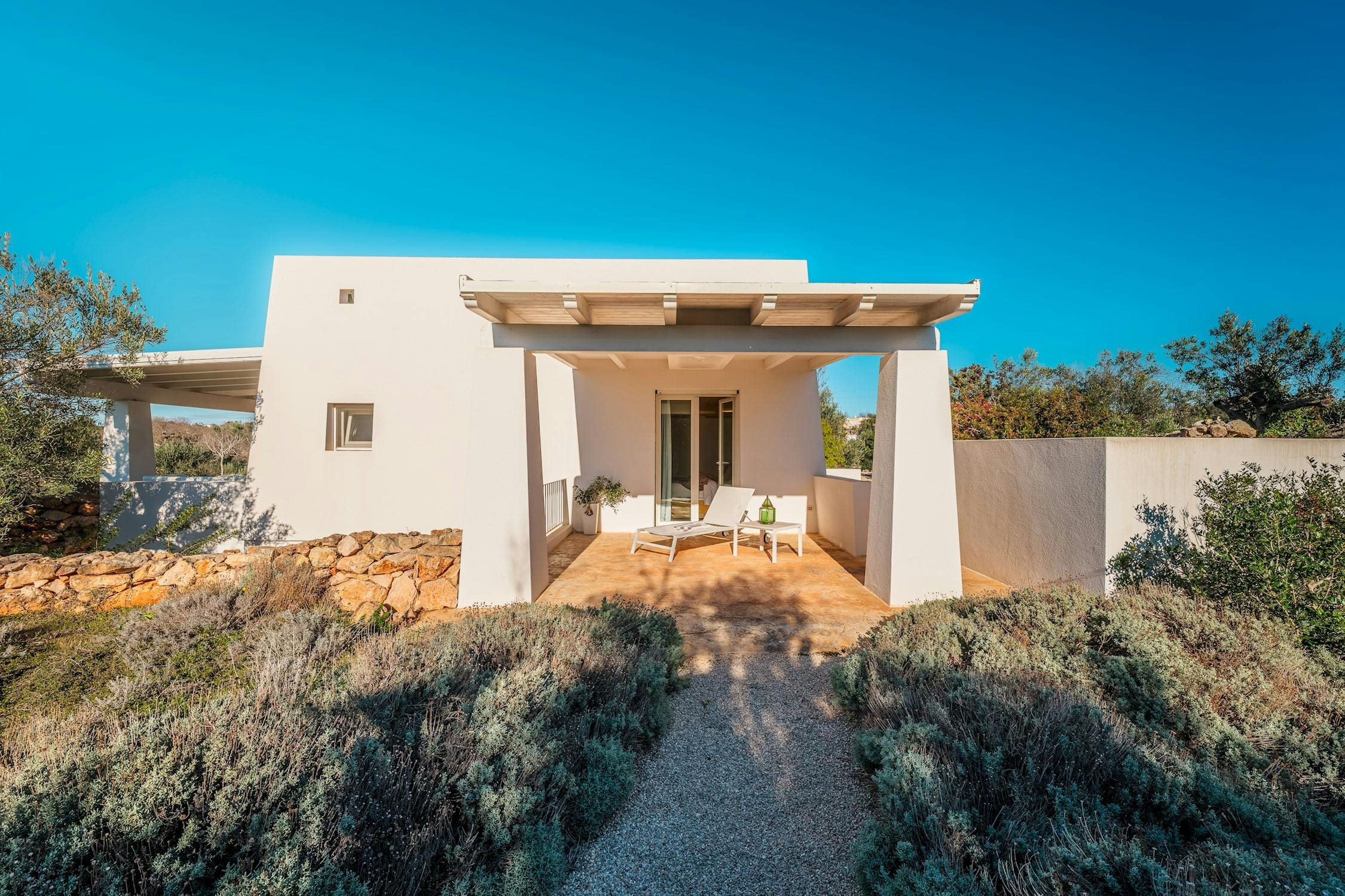 Villa Sirocco Lecce: 5-Bedroom Luxury Villa with Pool and Sea Views, Lecce