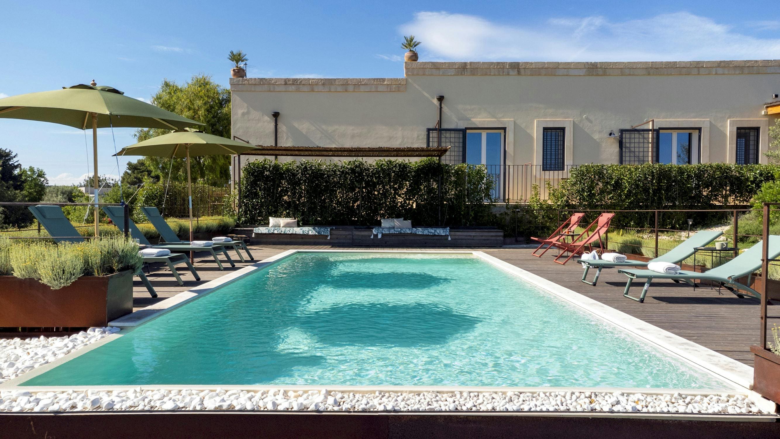 Villa Sirocco Noto Val di Noto 2: Luxury 5-Bedroom Villa with Sea Views and Pool, Val di Noto