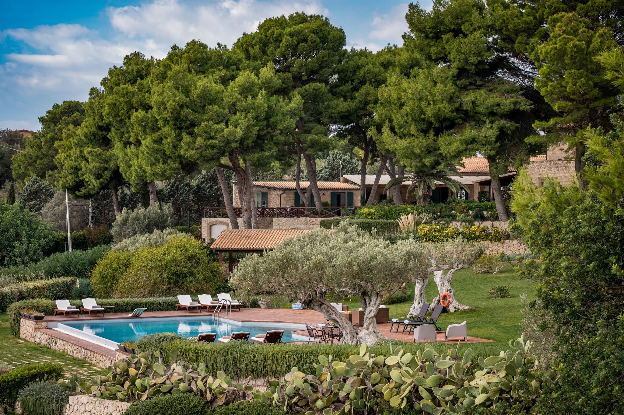 Villa Sirocco Sicily: Elegant 5-Bedroom Apartment with Pool and Seaview, Sicily