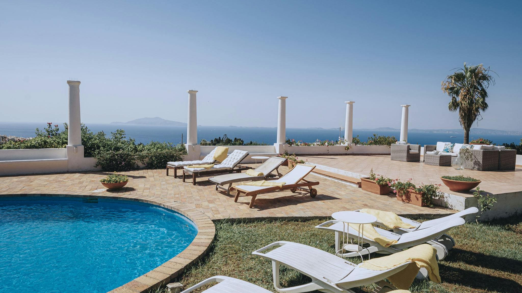 Villa Sirocco Sorrento: Luxury 4-Bedroom Villa with Seaview and Pool, Capri