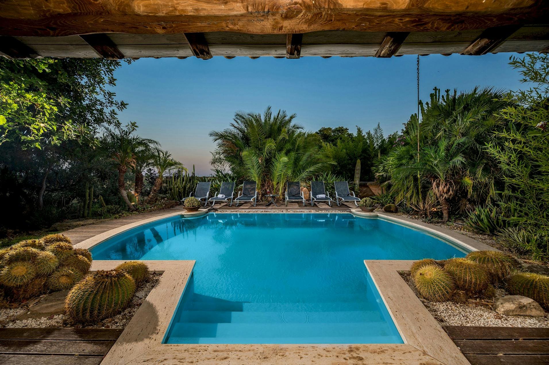 Villa Sirocco Trapani Trapani 5: Luxury 3-Bedroom Villa with Infinity Pool, Trapani