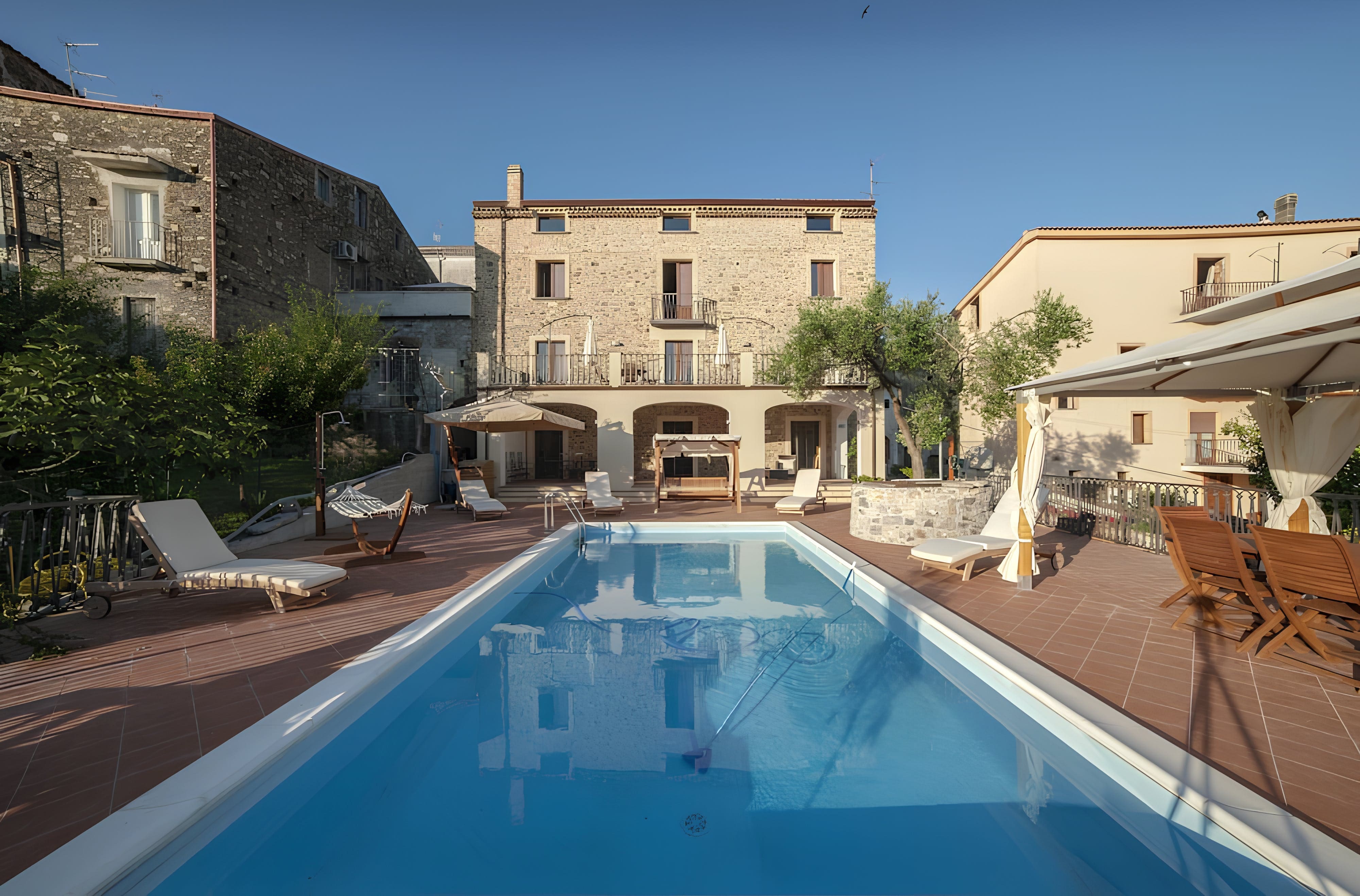 Villa Sirocco Vibonati: Luxury 5-Bedroom Villa with Seaview and Pool, Campania