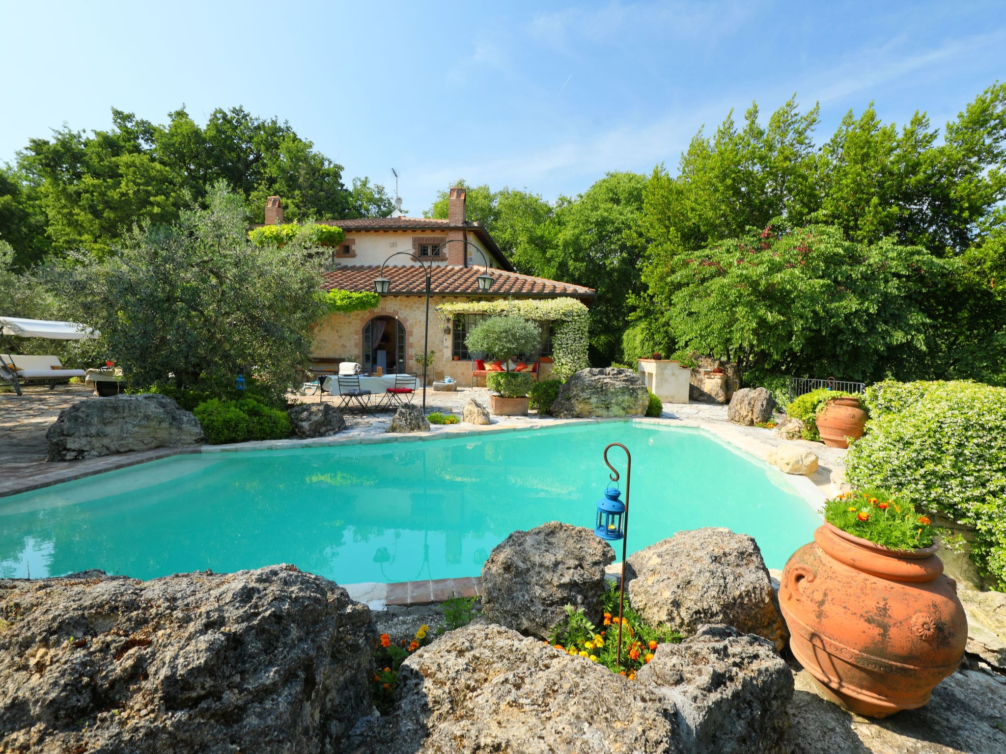 Villa Teverina Penna: Historic 4-Bedroom Country Estate with Private Pool and Gardens in Umbria Italy