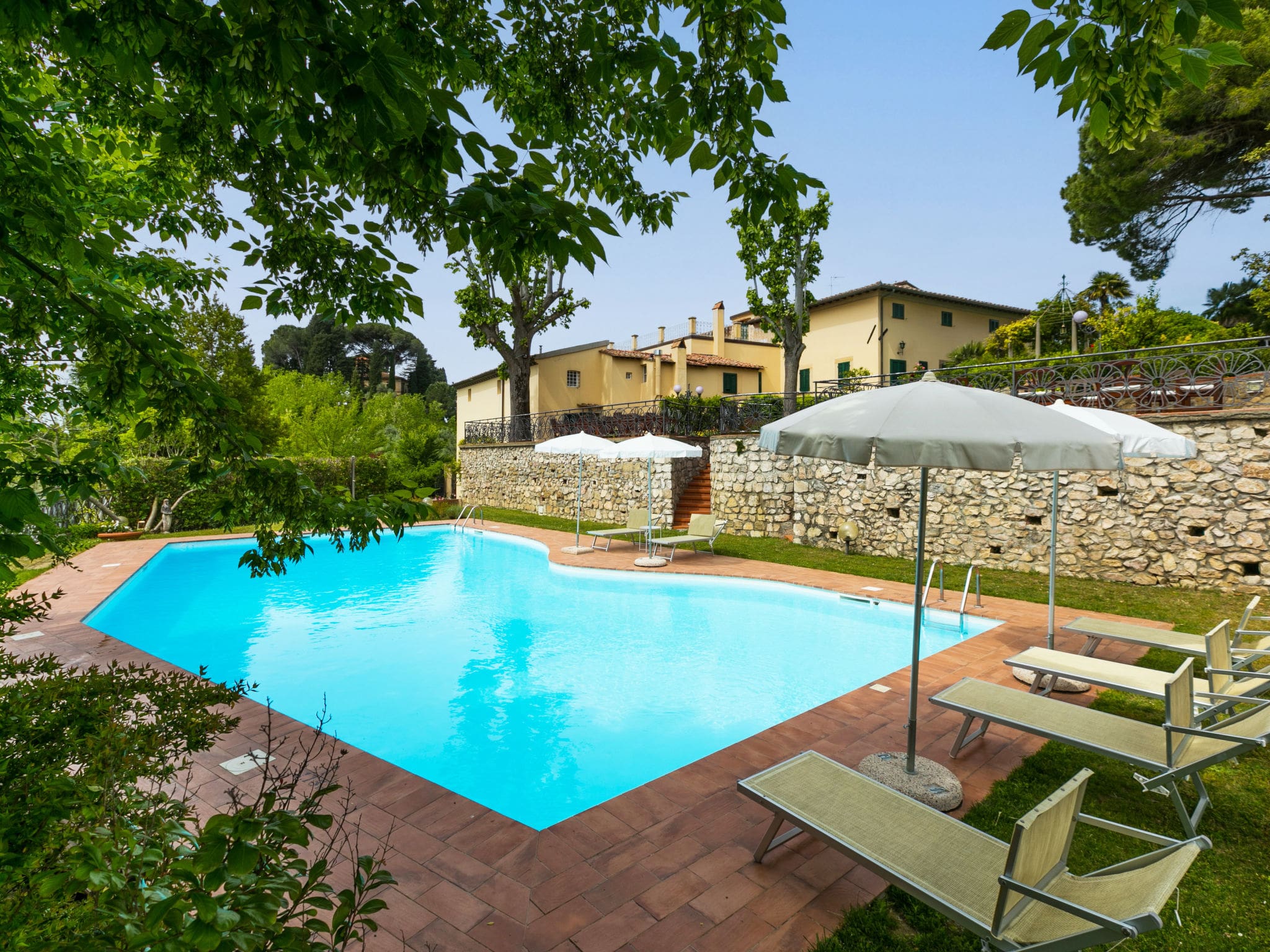 Villa Tramontana Crespina: Elegant 4-Bedroom Historic Estate with Private Pool and Tennis Court in Tuscan Hills