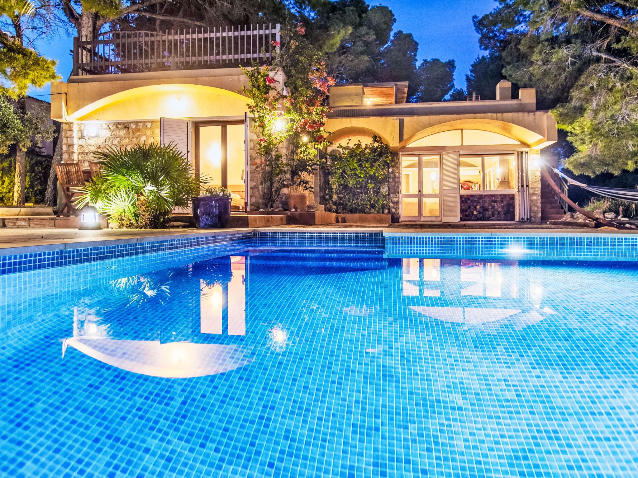 Villa Tramuntana Ametlla L’Ametlla de Mar: Luxury 3-Bedroom Beachfront Villa with Private Pool and Sea Access in Costa Dorada Spain
