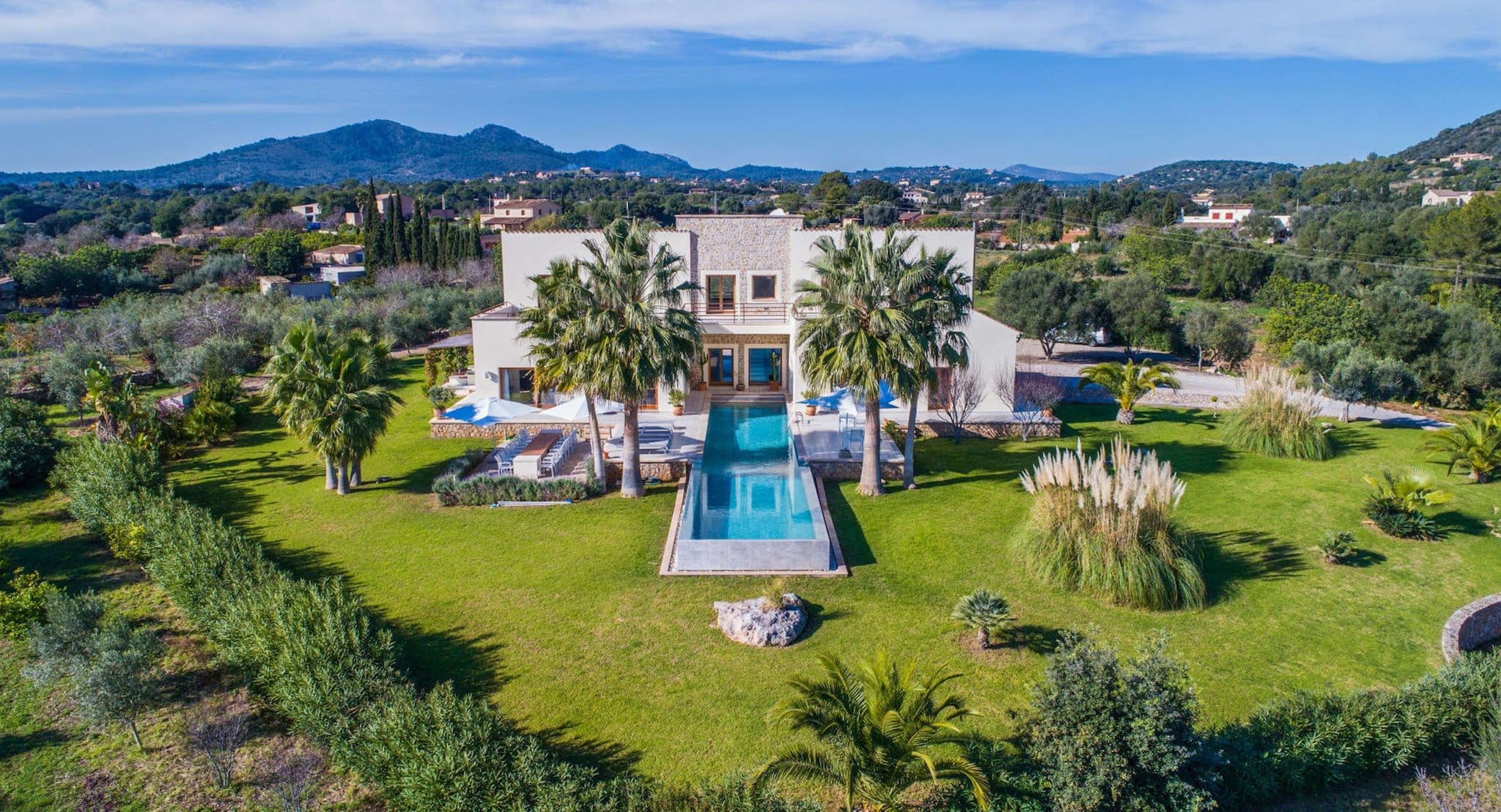 Villa Tramuntana Cala Millor: Luxury 6-Bedroom Villa with Infinity Pool and Sea Views, Cala Millor