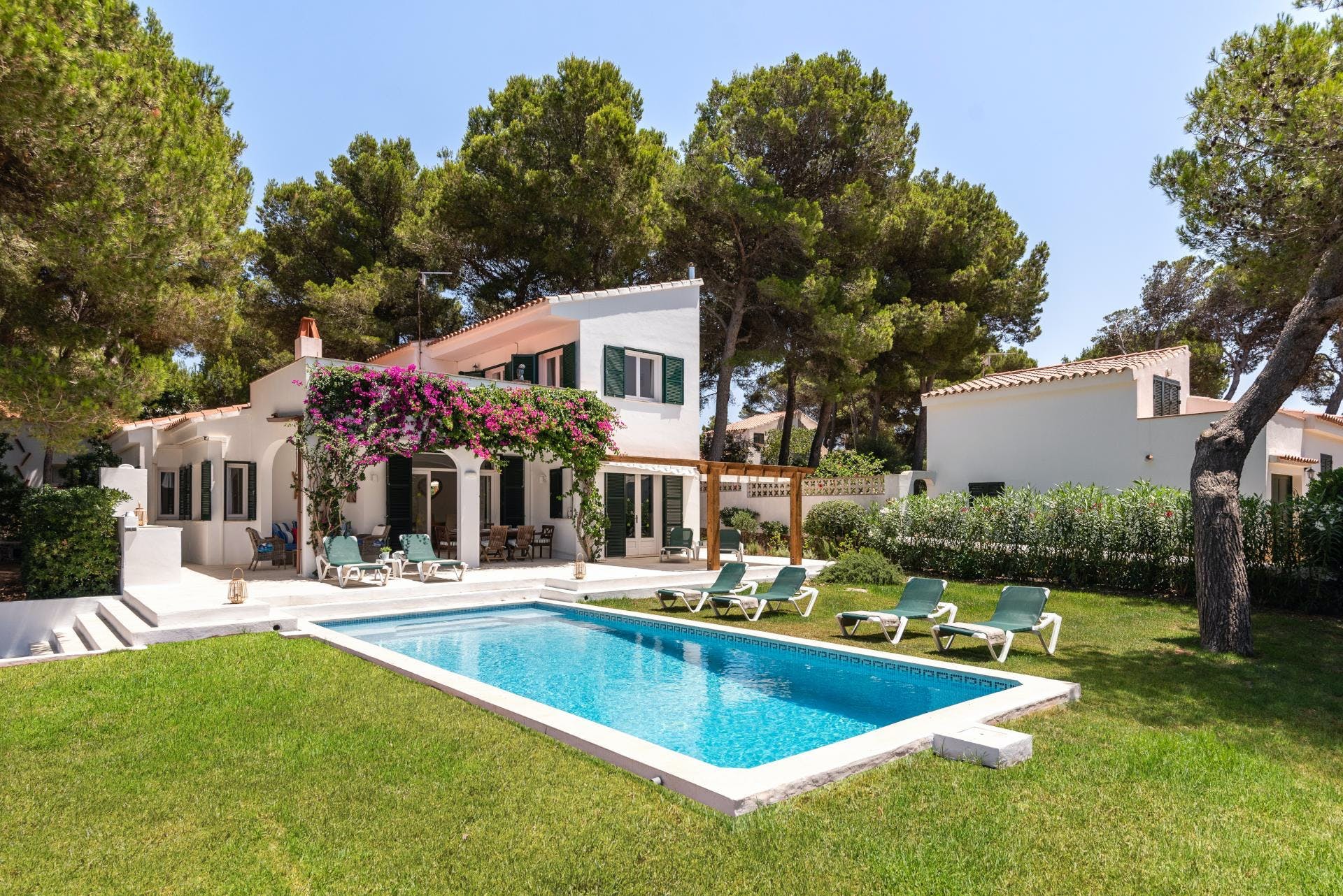 Villa Tramuntana Son Parc: Luxury 4-Bedroom Villa with Swimming Pool and Sea Views, Menorca