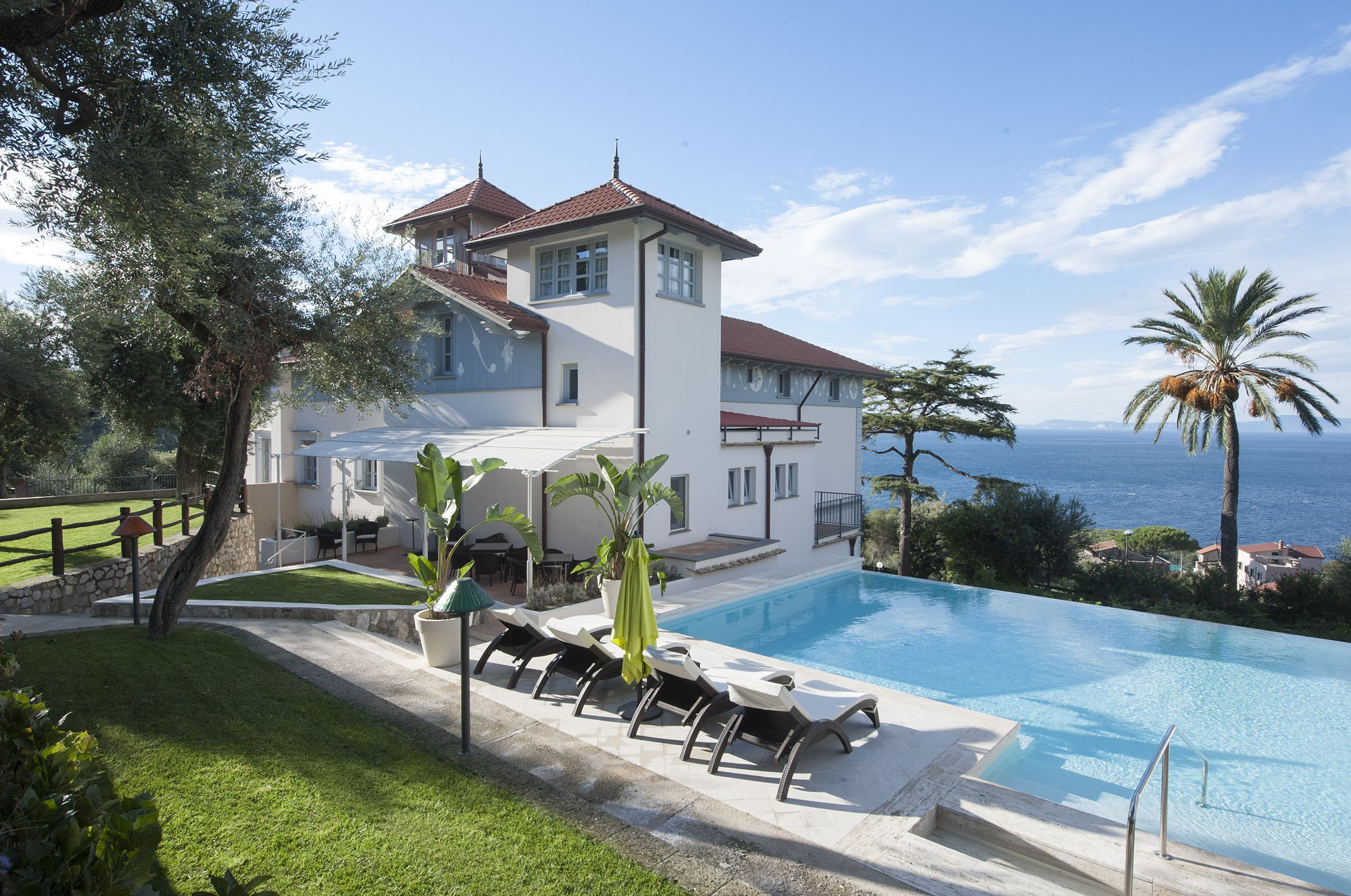 Villa Ulisse Sorrento Sorrento: Luxury 9-Bedroom Villa with Infinity Pool and Sea Views, Sorrento