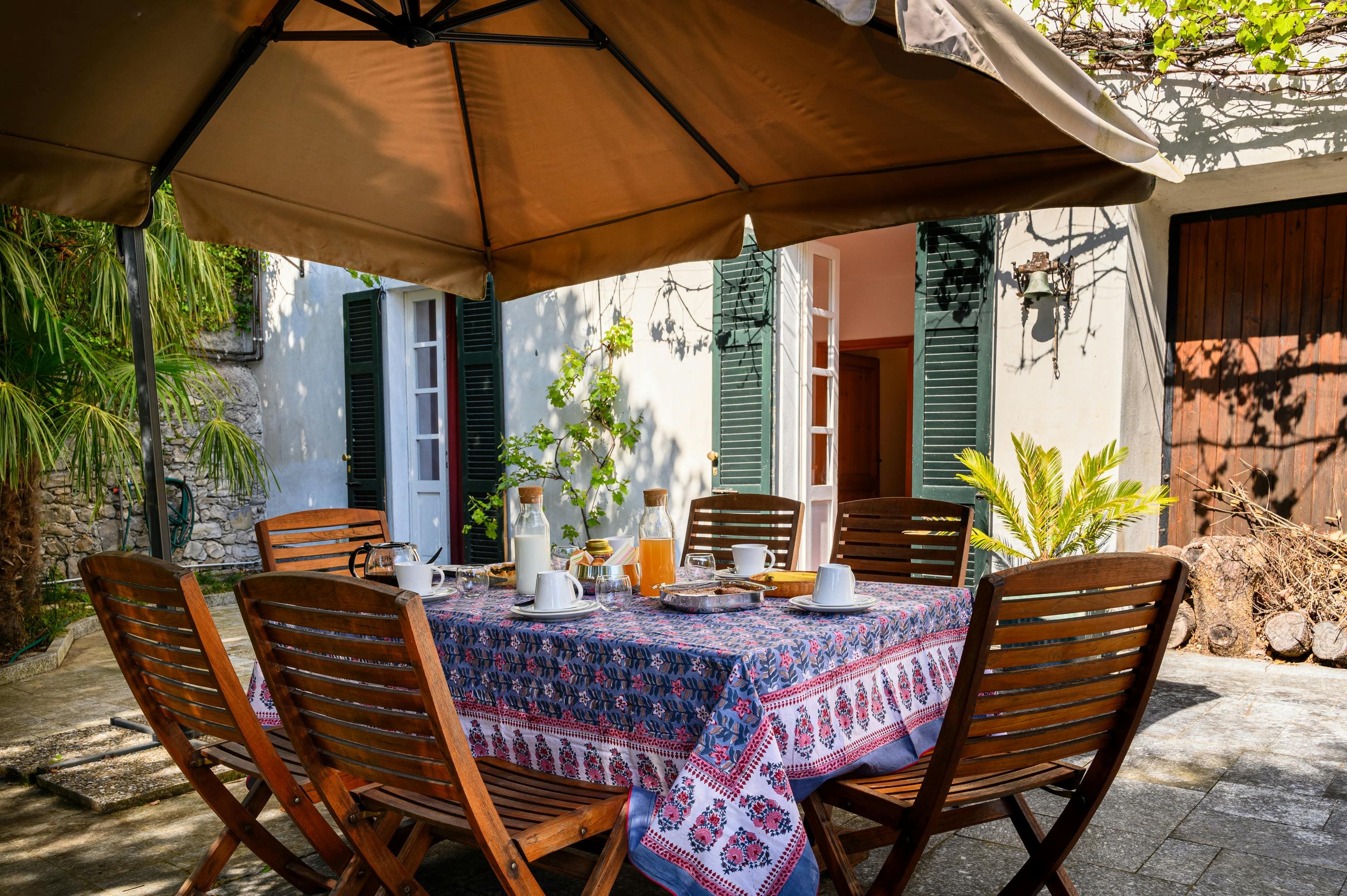 Villa Zoca Ossuccio: Elegant 3-Bedroom Villa with Lake Views, Como