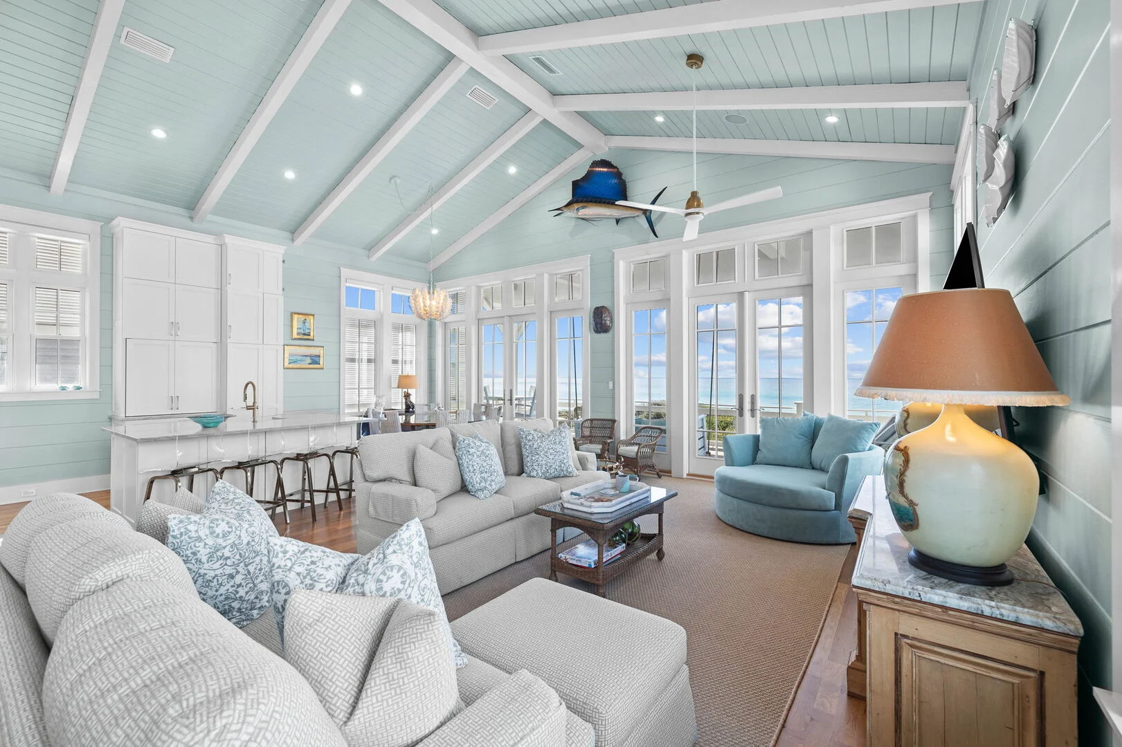 Vista di Mare Alabama: Luxury 4-Bedroom Villa with Beachfront Views, Walton County