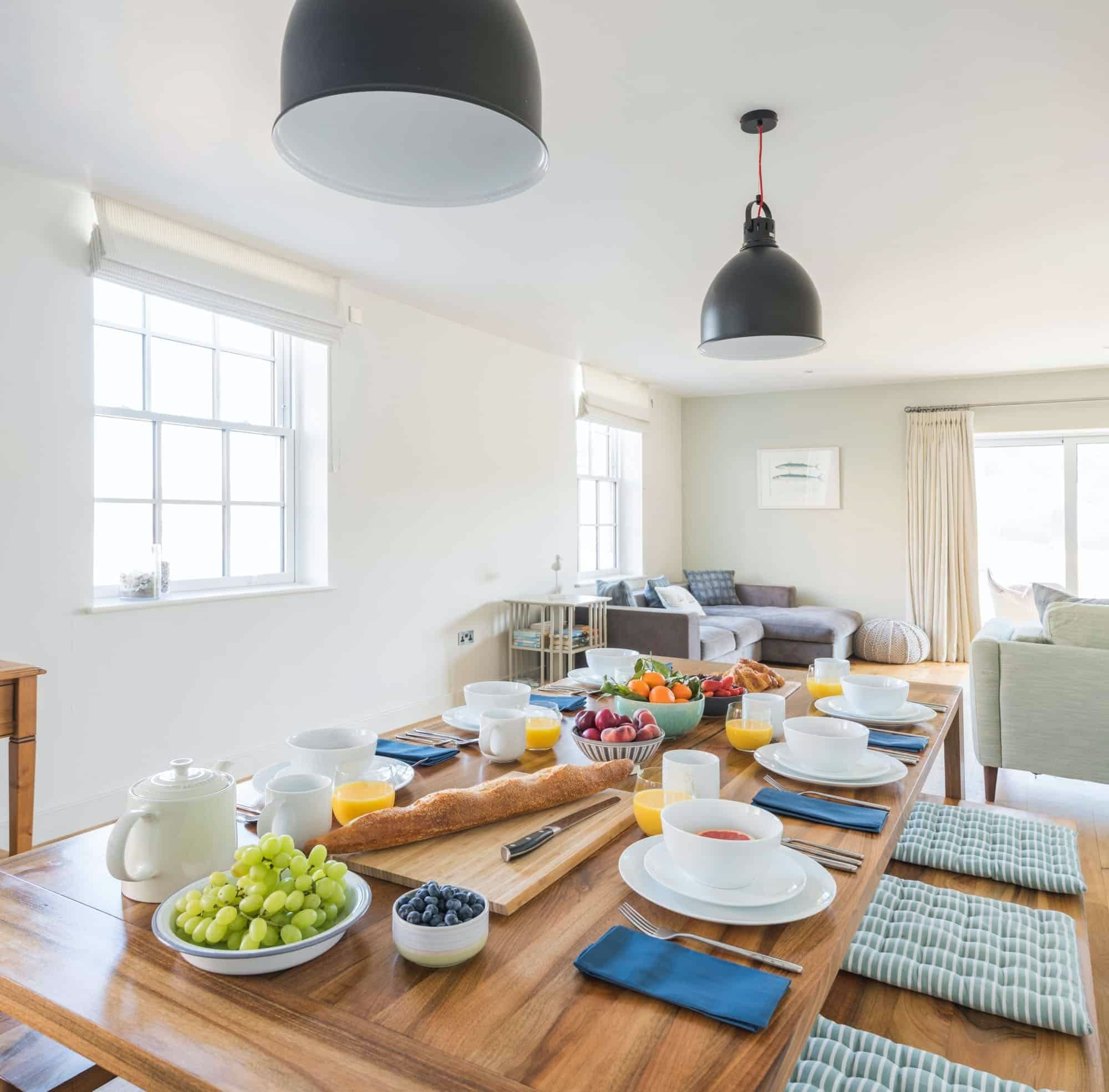 Vista Estuary: Luxury 3-Bedroom Apartment with Seaviews, Salcombe