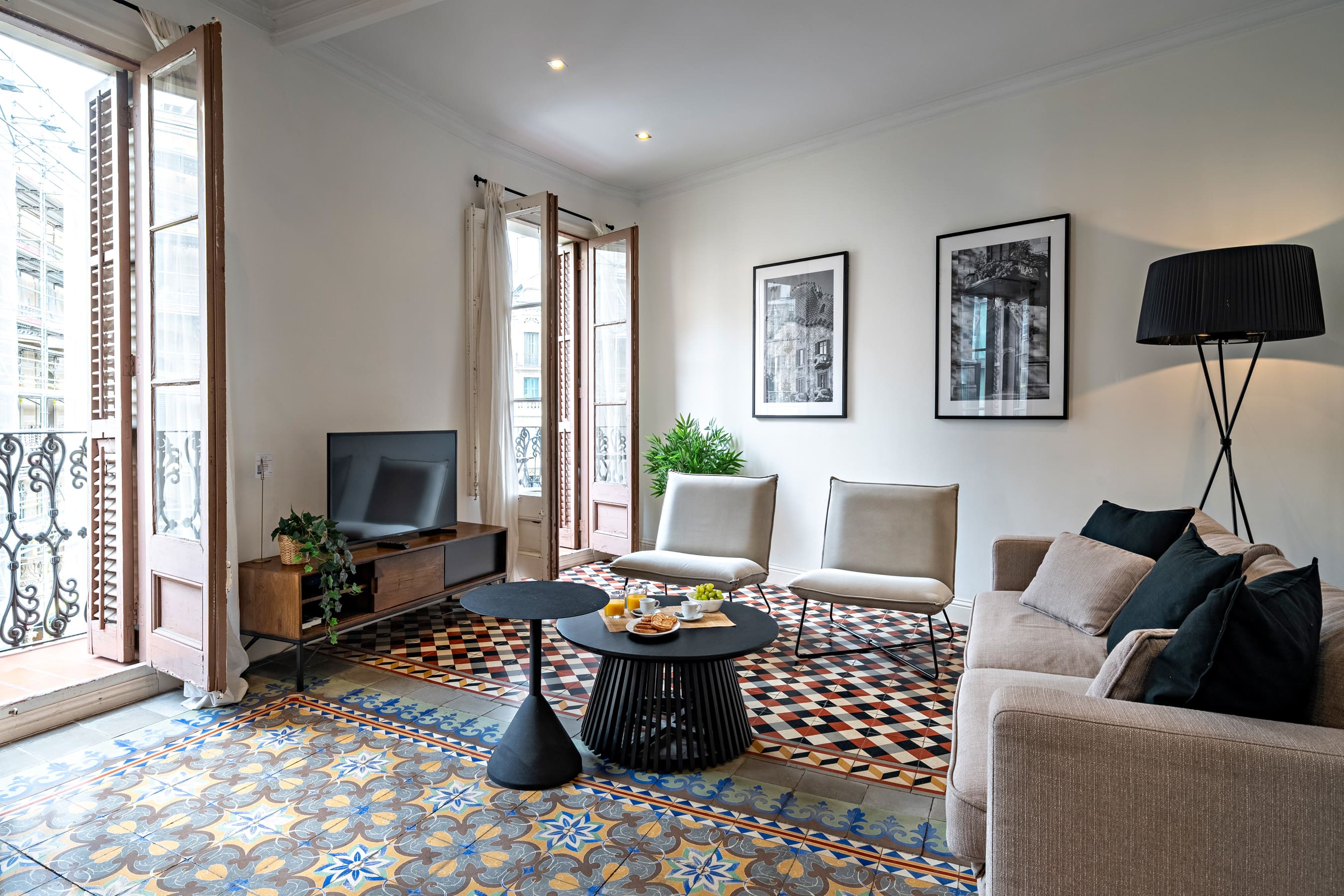 Apartamento Còrsega Eixample: Chic 2-Bedroom Apartment with Seaview and Air-Con, Eixample Barcelona