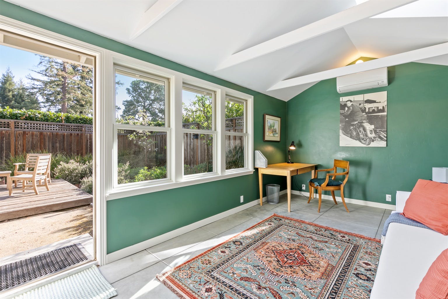 Apartment Baylands PaloAlto: Modern 2-Bedroom Apartment Rental with Private Entrance and Family Features, Palo Alto