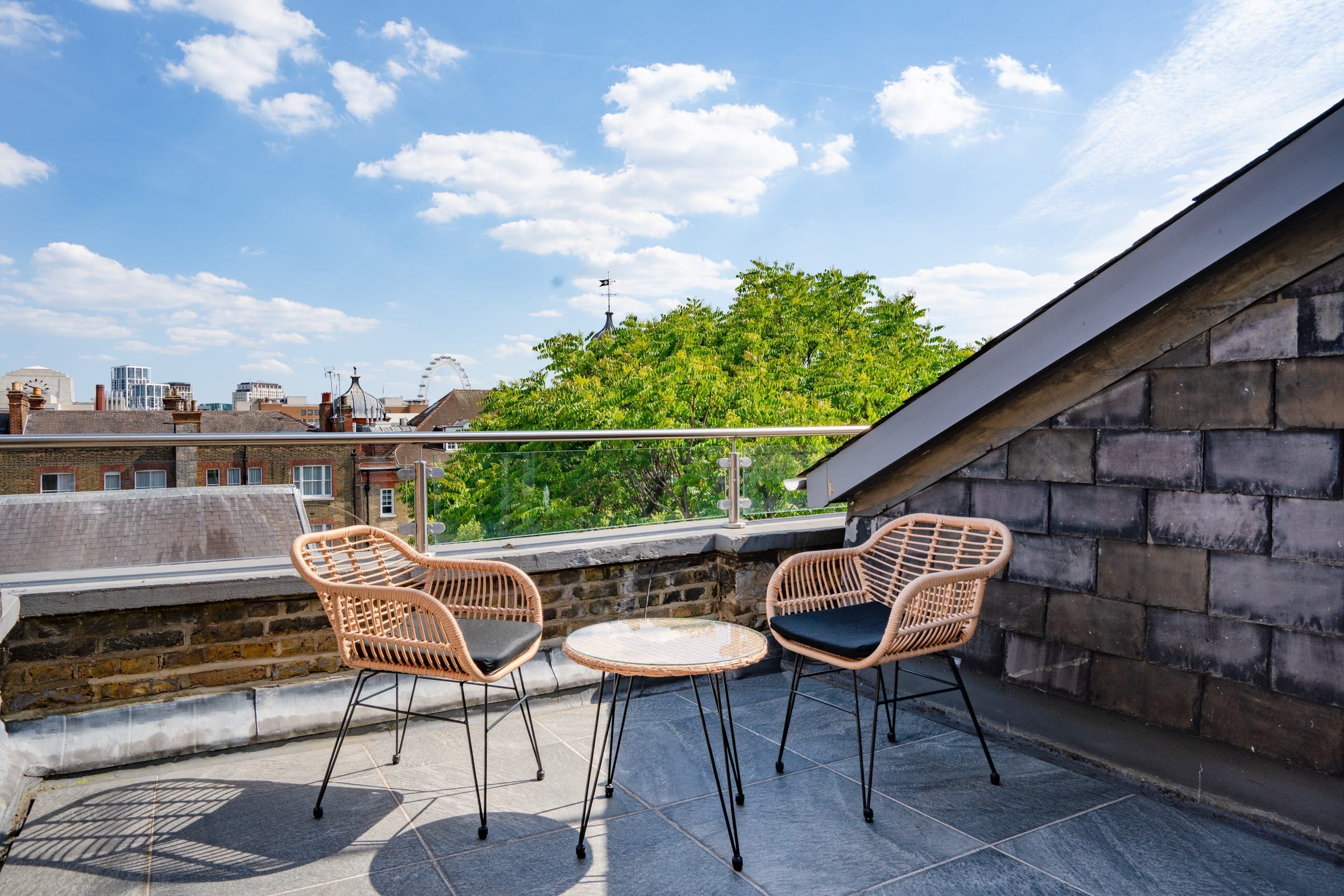 House Helm Neal Covent Garden: Stylish 1-Bedroom Apartment with Roof Terrace, Apartment Covent Garden London