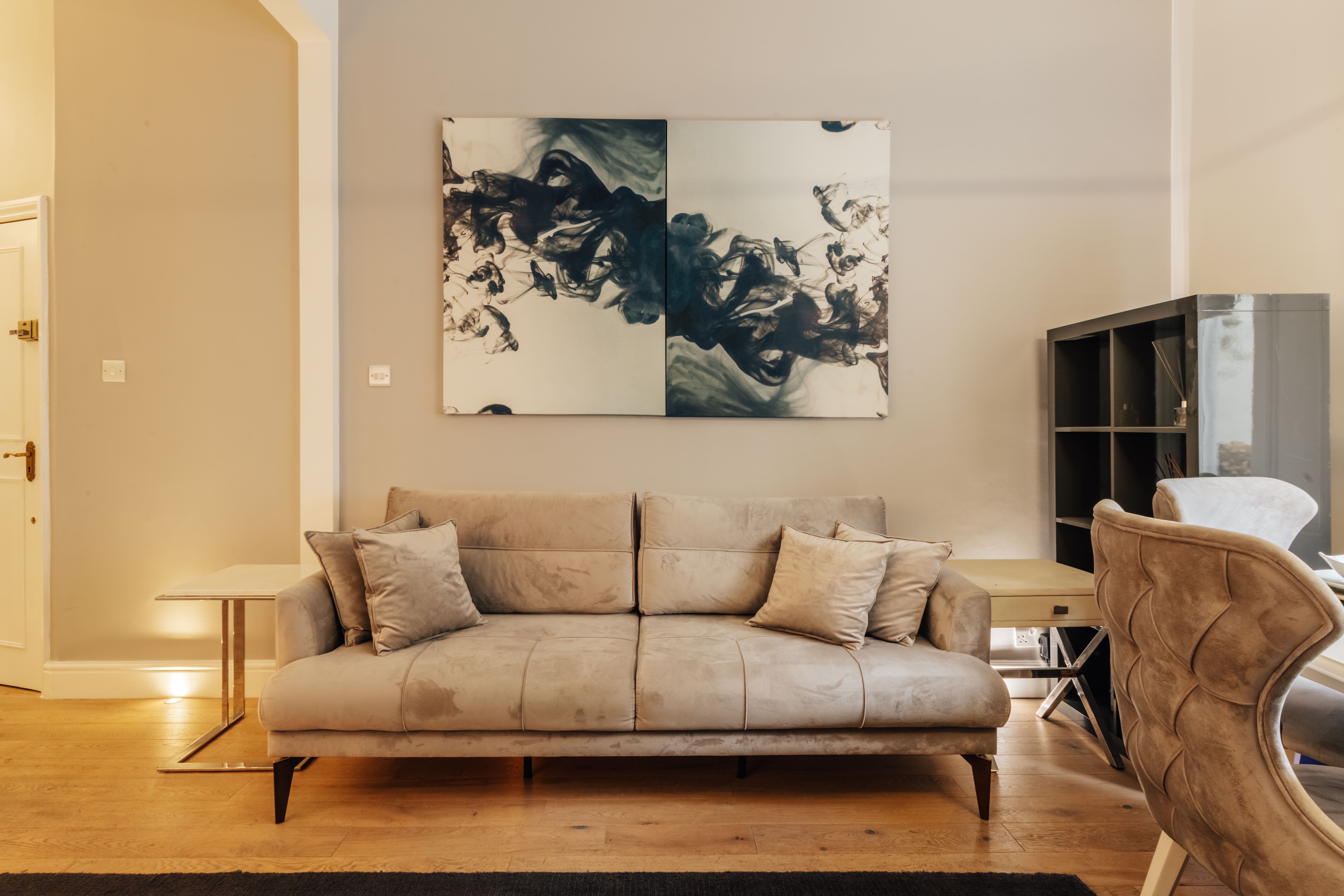 House Gregale Redcliffe Earl’s Court: Charming 2-Bedroom Apartment with Private Garden and Air-Con, Earl’s Court