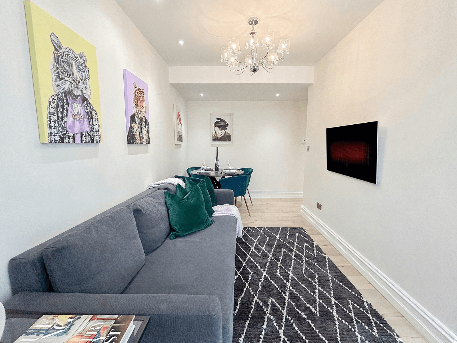 Apartment Cromwell South Kensington: 2-Bedroom Family-Friendly Apartment Rental in South Kensington, London
