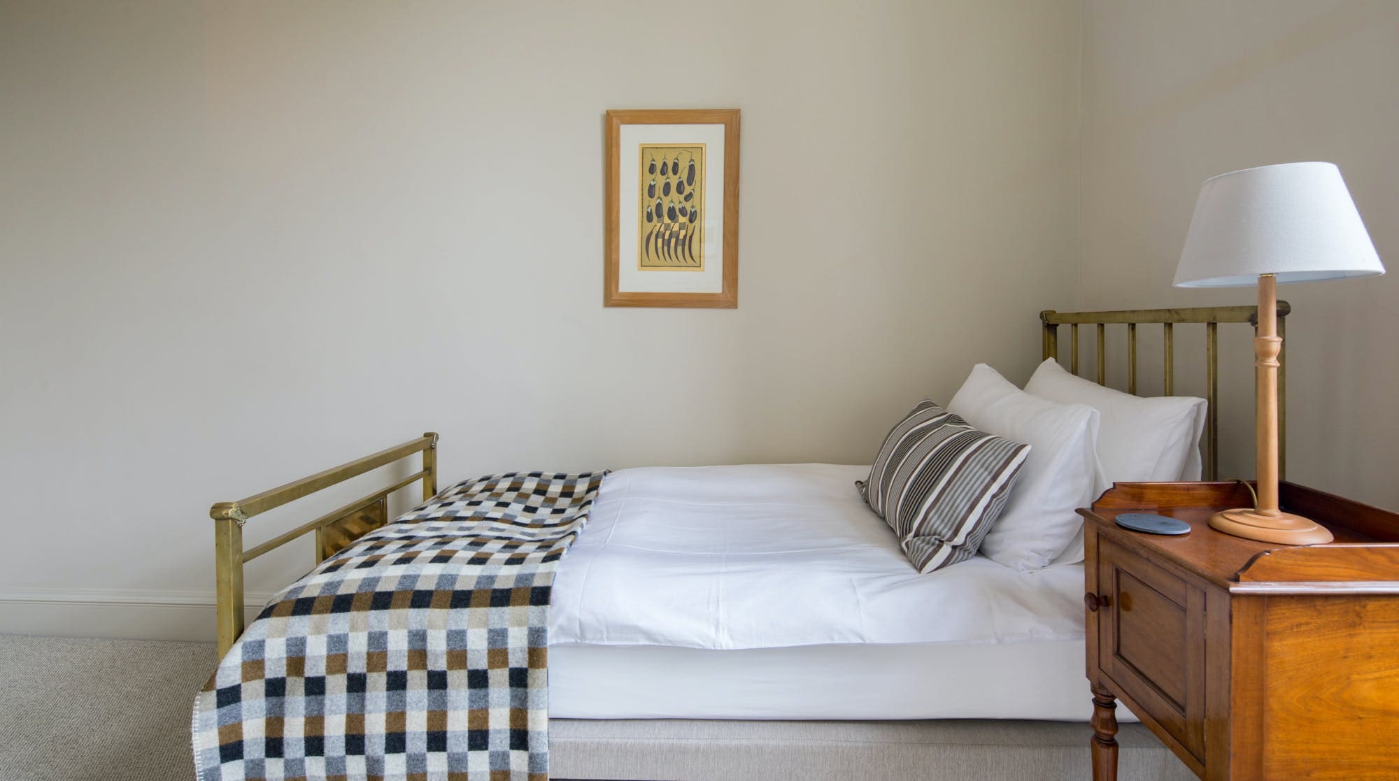 Apartment Hermitage Hillside: Stylish 3-Bedroom Apartment with Seaview and Family-Friendly Features, Edinburgh Hillside