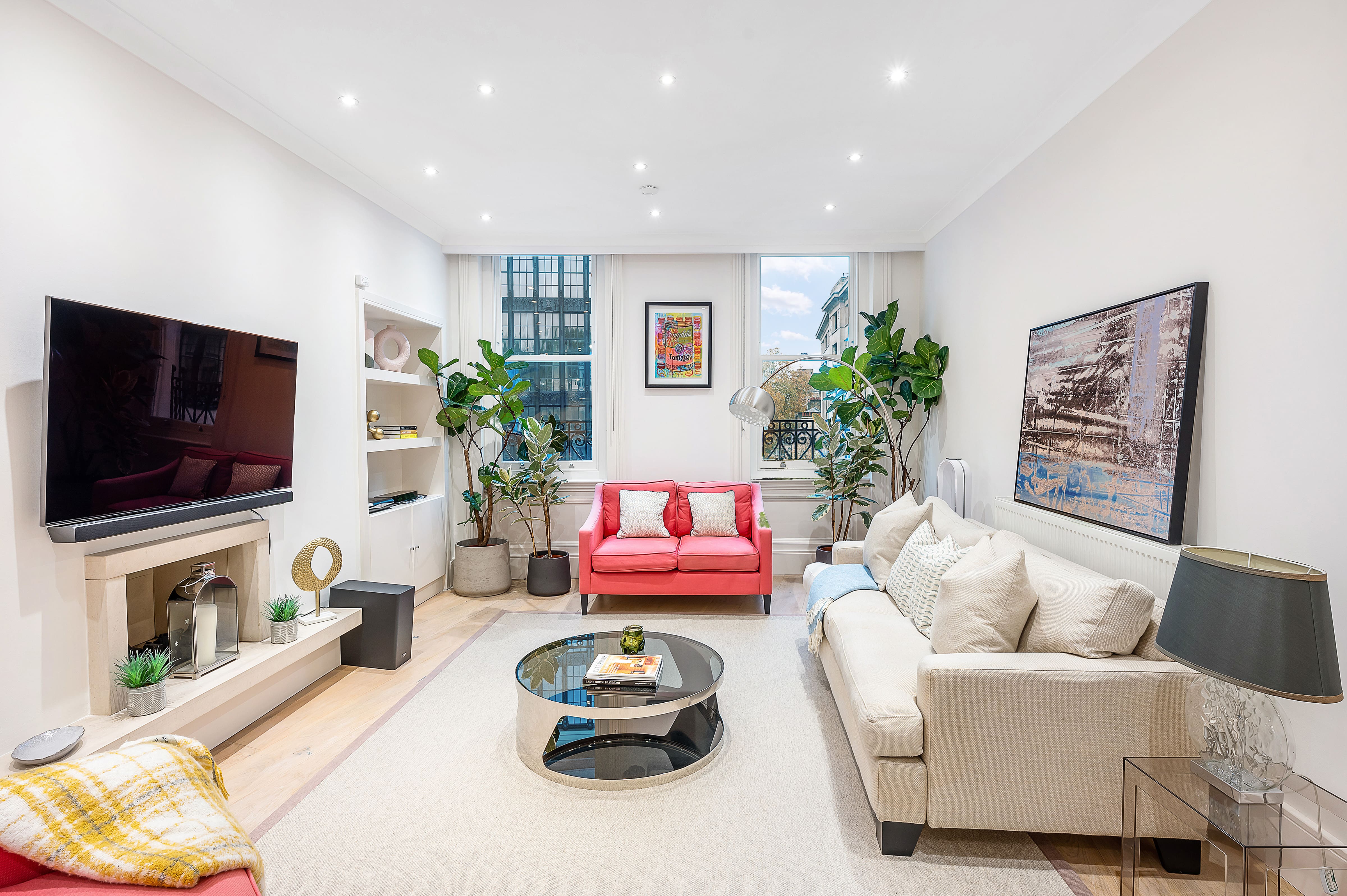 Apartment Holland Kensington Kensington 2: Stylish 2-Bedroom Apartment Rental Kensington with Family-Friendly Features in London