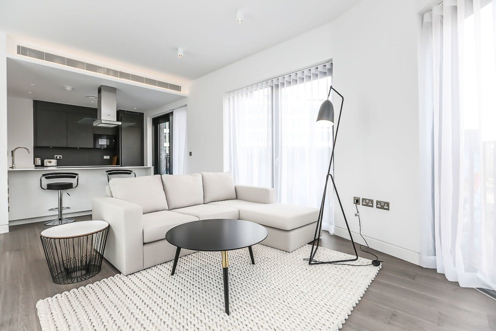 Apartment Huguenot Brick Lane: Chic 2-Bedroom Apartment with Air-Con in Brick Lane, London