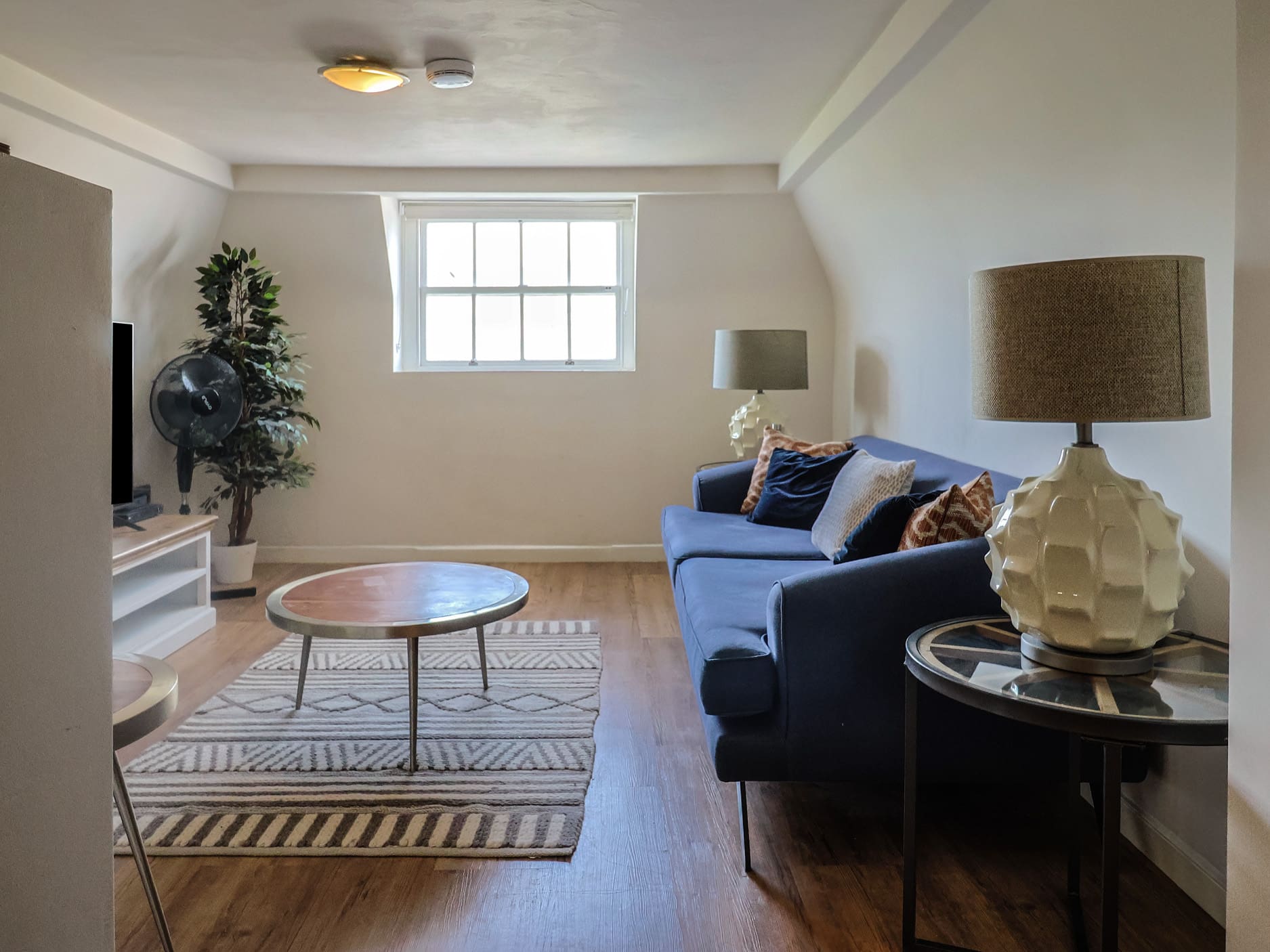 Apartment Langmoor Lyme Regis: Charming 2-Bedroom Apartment with Seaviews Near Beach, Lyme Regis