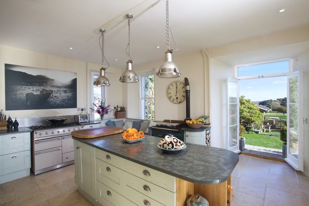 Apartment Merrivale Devon: Luxury 4-Bedroom Apartment with Hot Tub in Devon, Dartmoor National Park