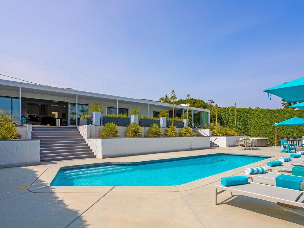 Villa Grecale Ocotillo Cathedral City: Luxury 3-Bedroom Apartment with Pool and Hot Tub, Cathedral City