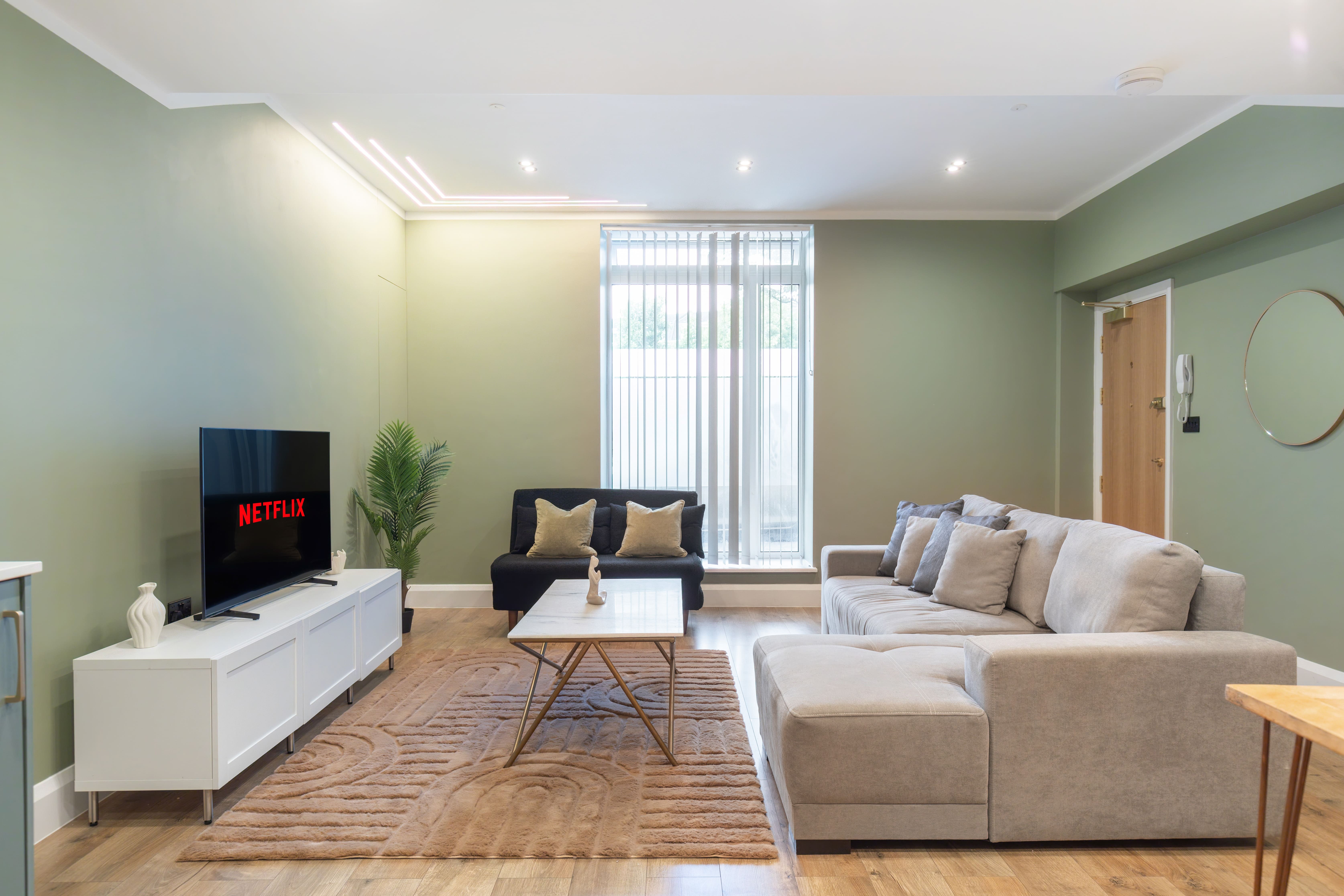 Apartment Regents Haggerston: Charming 2-Bedroom Apartment Rental with Family Features in Haggerston, London