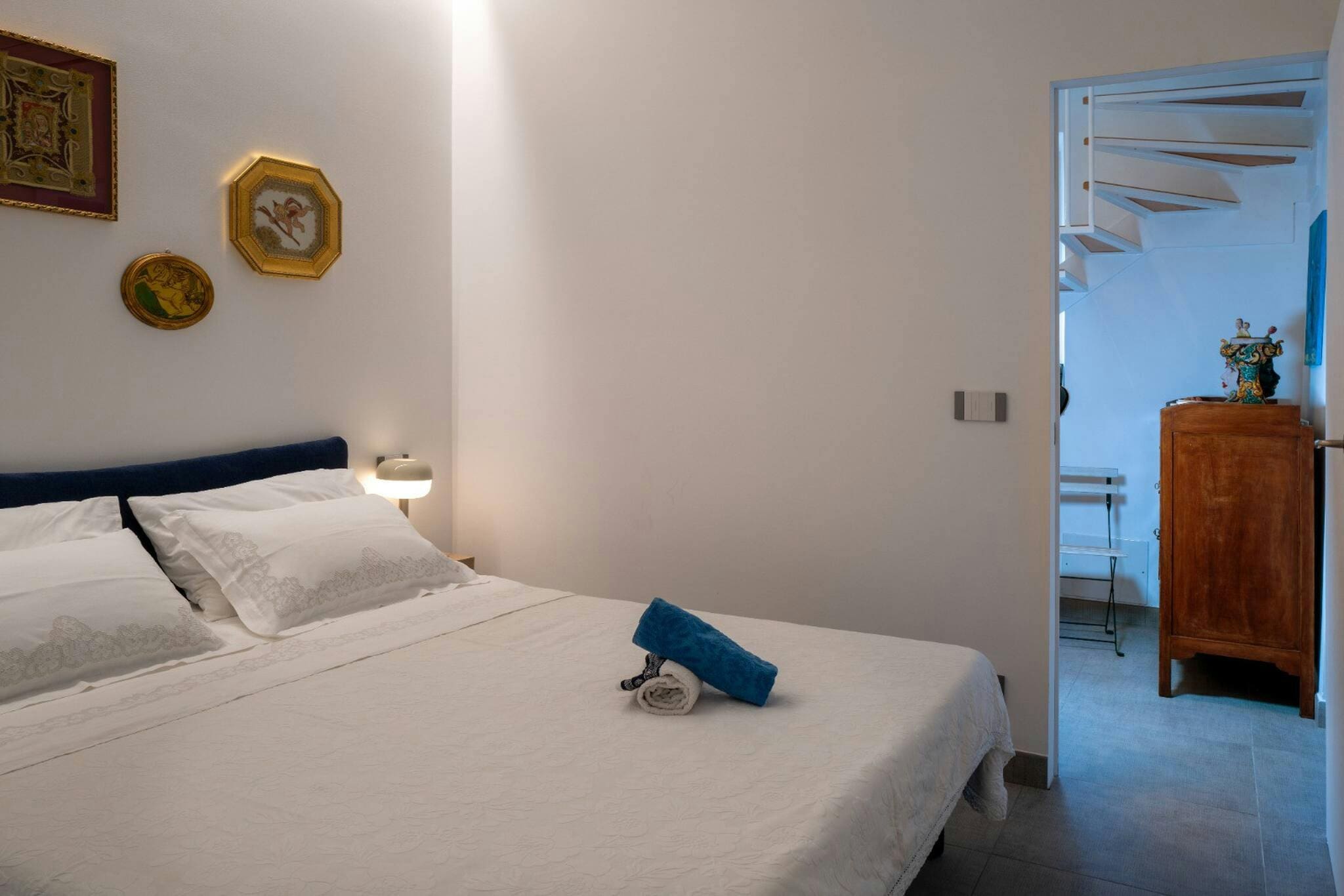 Casa Alcantara Taormina: Charming 2-Bedroom Townhouse Rental with Sea Views in Taormina