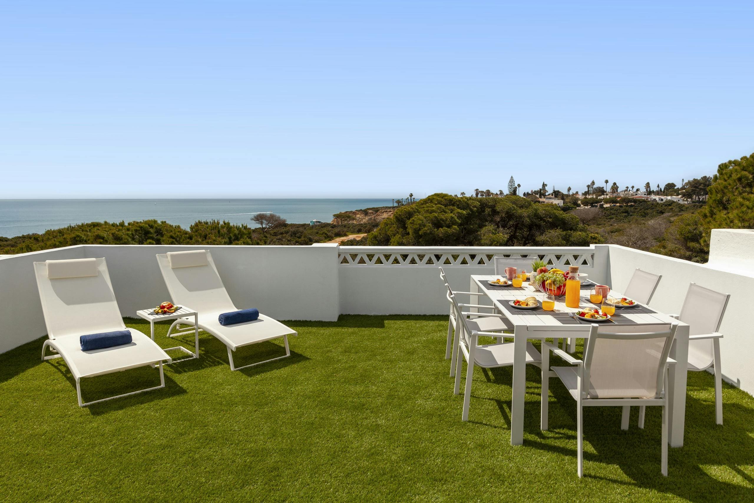 Casa Algar Seco Carvoeiro: Stylish 2-Bedroom Townhouse with Seaview and Pool, Carvoeiro Algarve