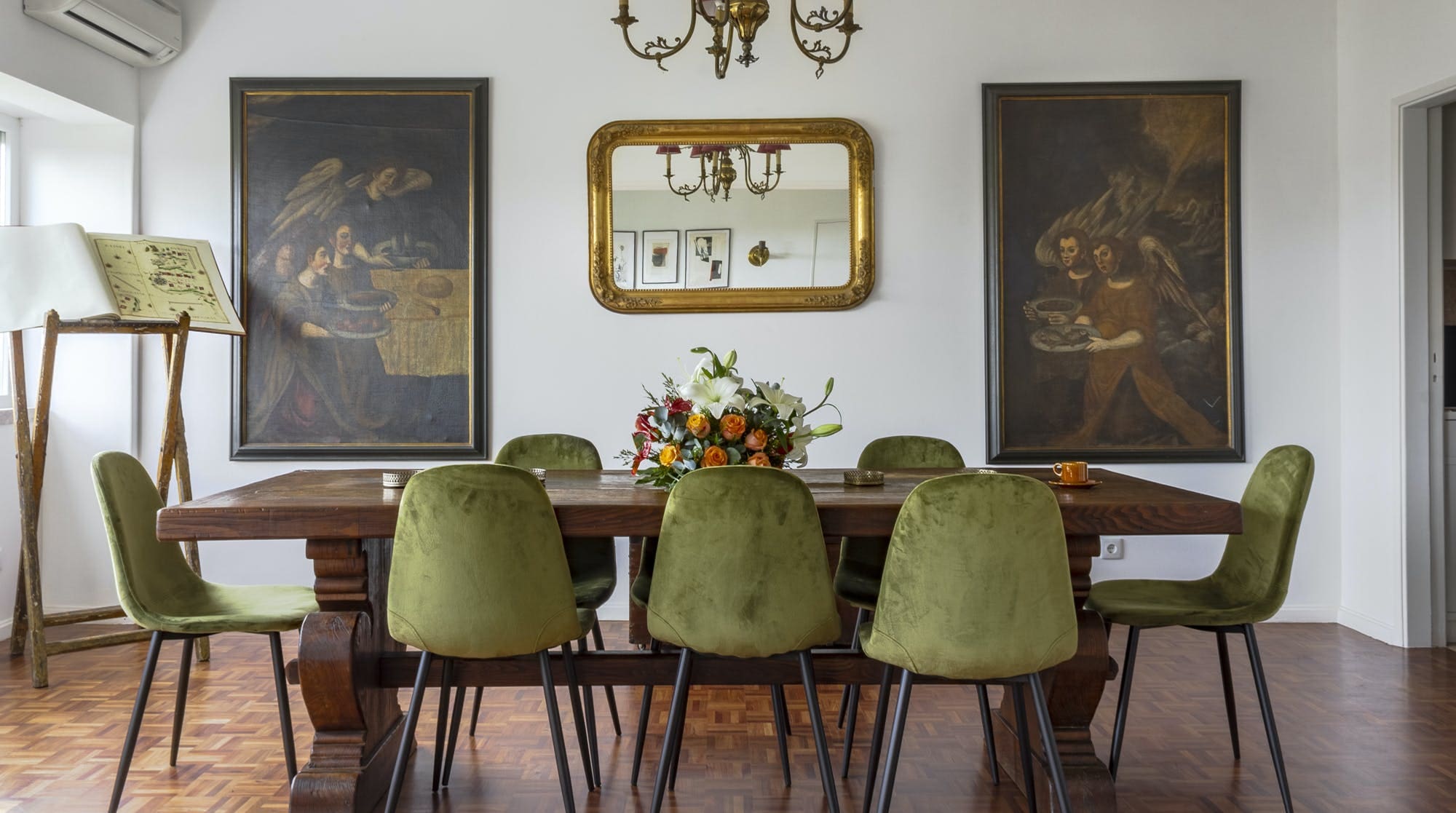 Casa Amendoeira Campolide: Spacious 4-Bedroom Apartment Rental with Sea Views, Campolide Lisbon