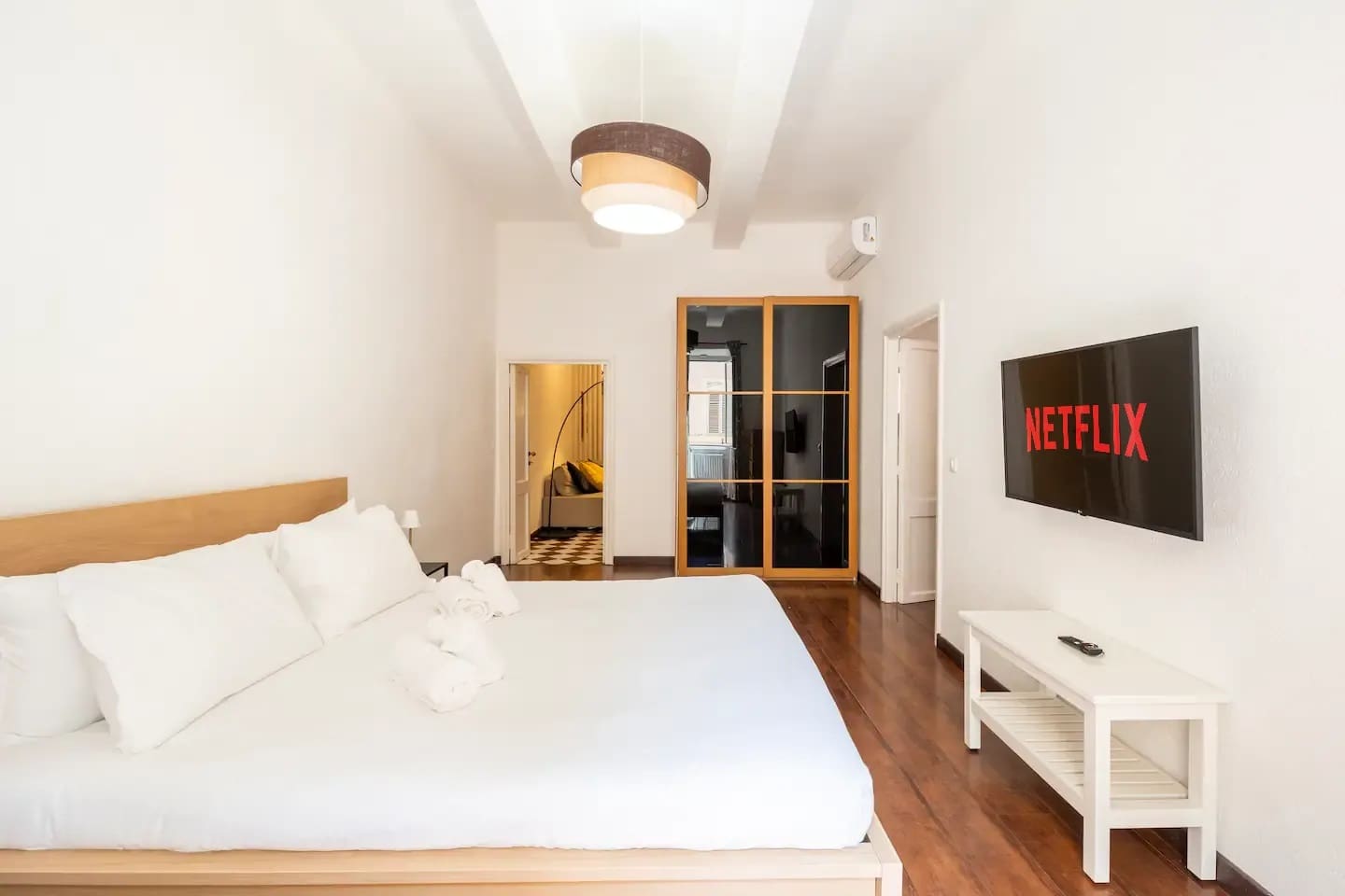 Casa Borghetto Borgo Borgo: Charming 2-Bedroom Apartment Rental with Air-Con in Borgo Rome