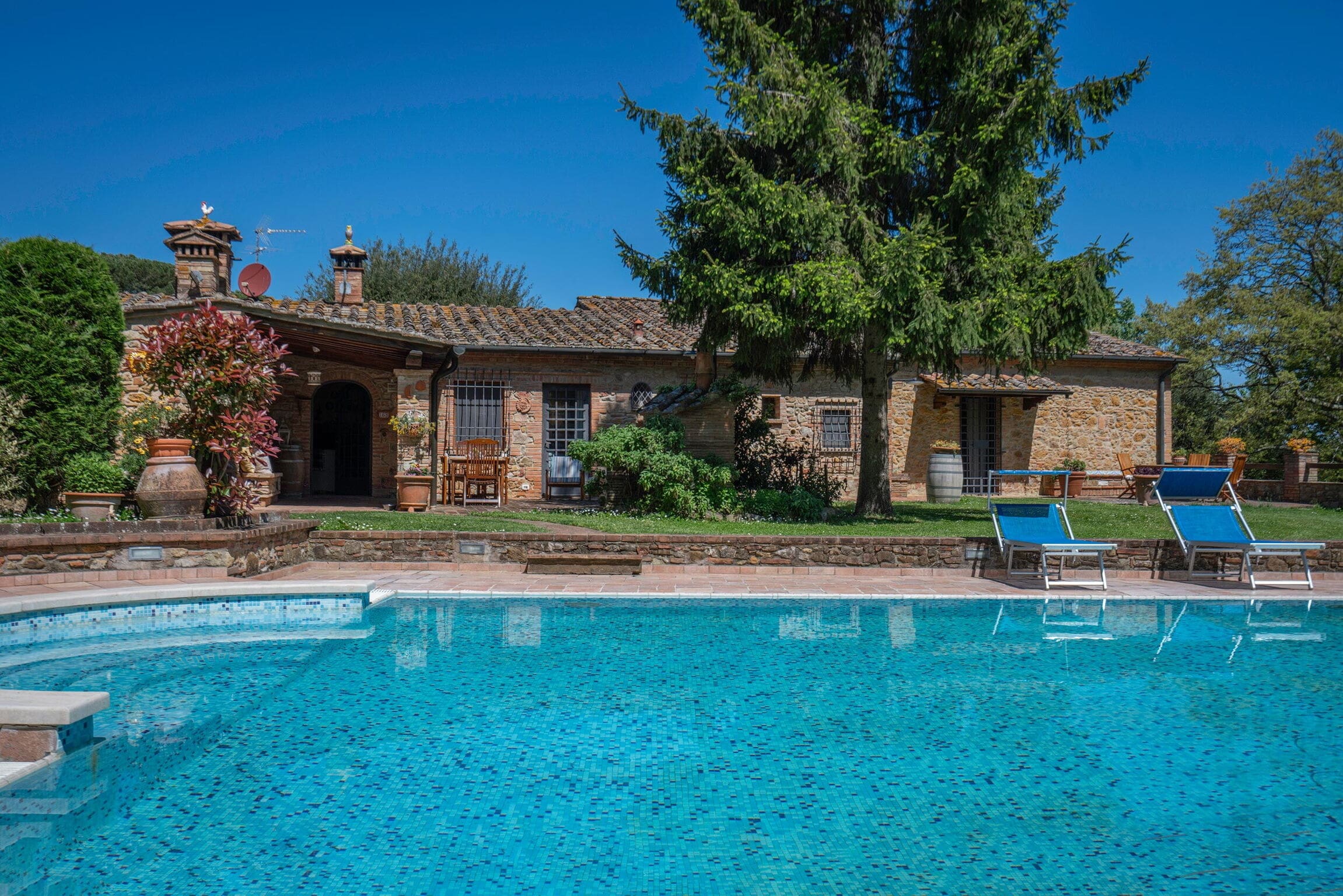 Casa Calandrina San Miniato: Luxury 6-Bedroom Villa with Pool and Tennis Court, San Miniato Tuscany