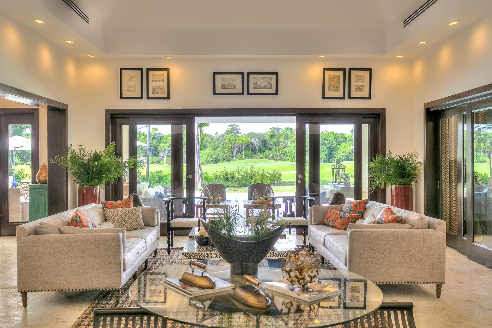 Villa Safran Macao Dominican Republic: Luxury 4-Bedroom Apartment with Seaview and Pool, Dominican Republic