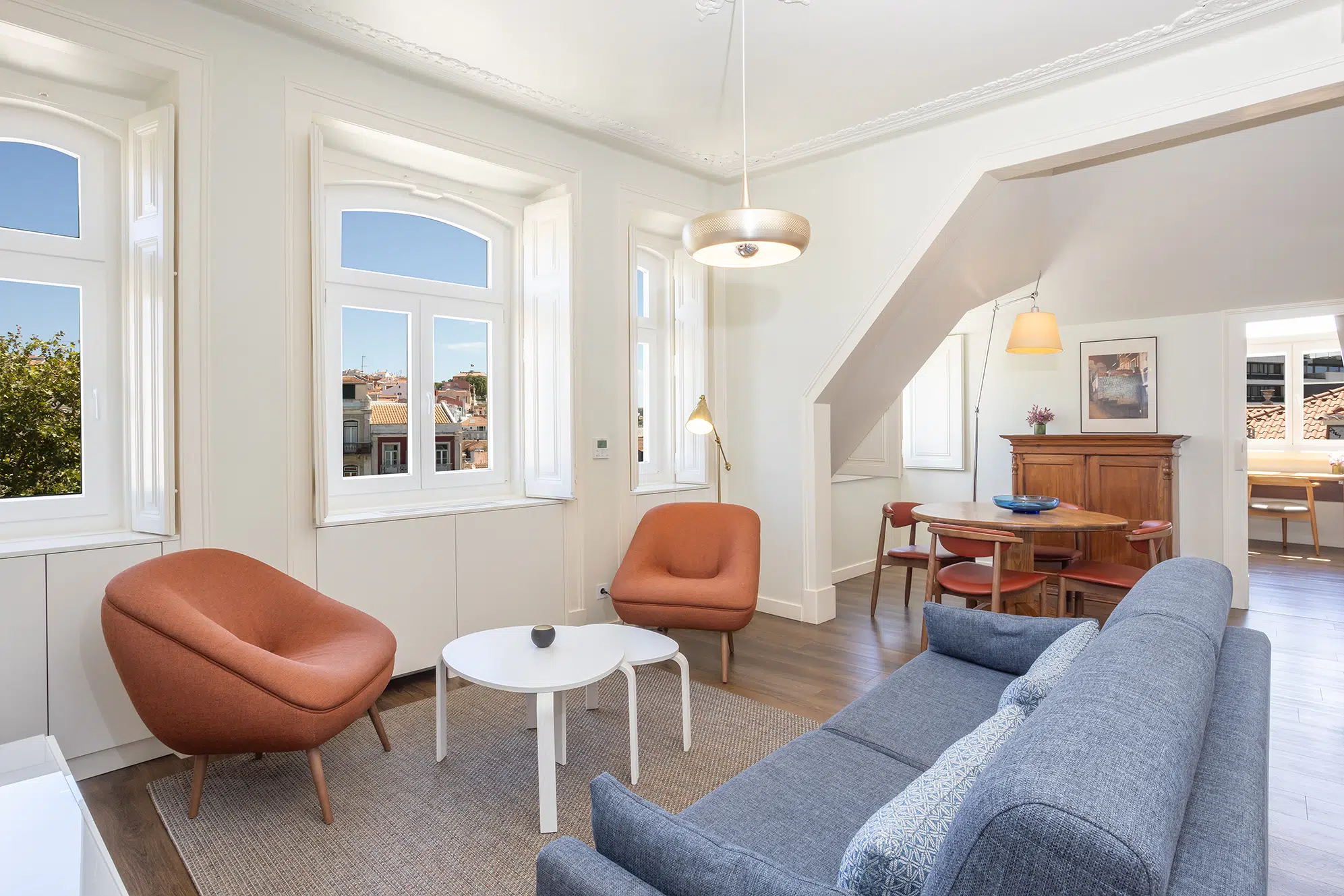 Villa Levante Embaré Santos: Stylish 2-Bedroom Apartment Rental with Sea Views in Santos Lisbon