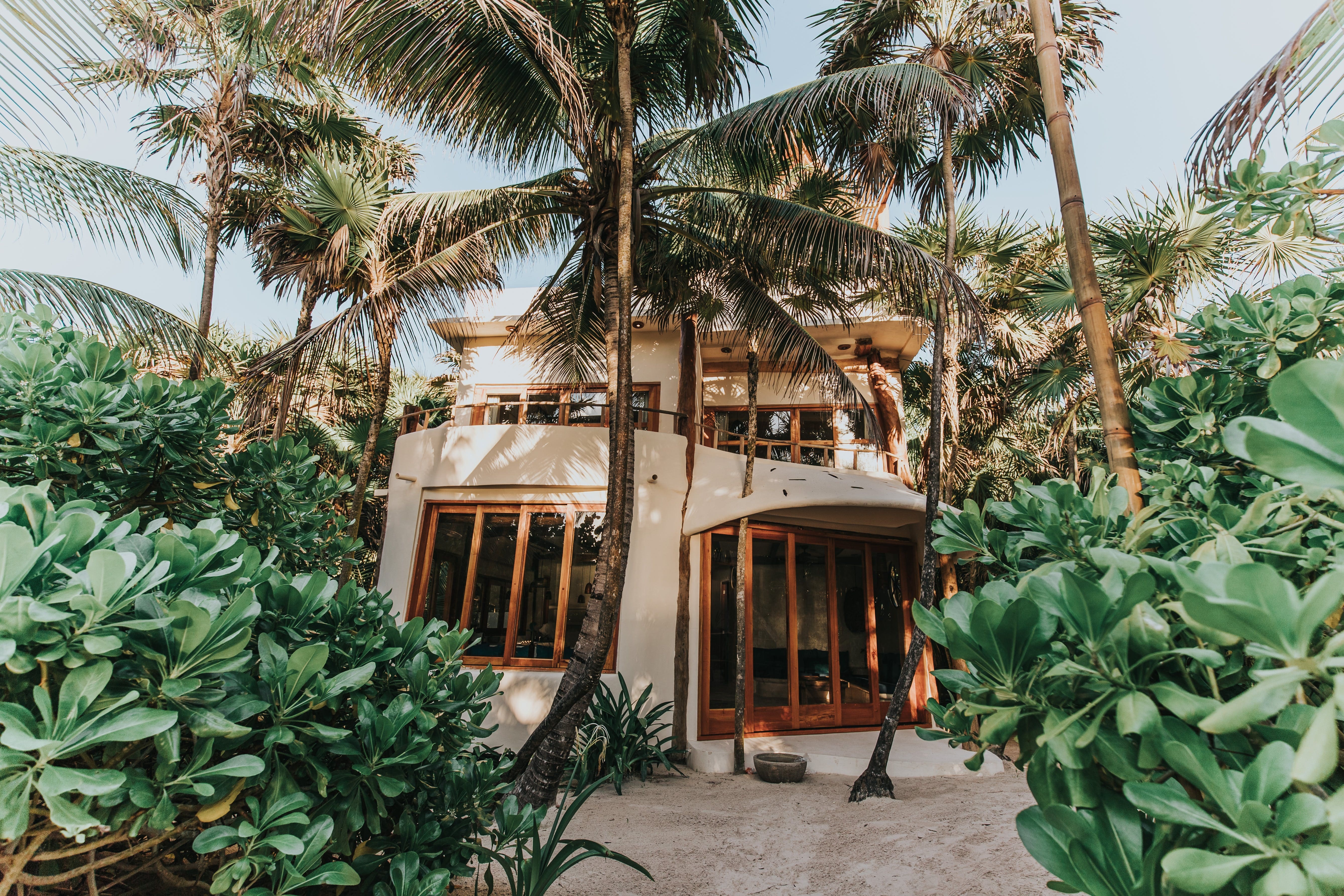Villa Ocaso Macario Tulum: Beachfront 4-Bedroom Villa with Stunning Seaviews, Tulum