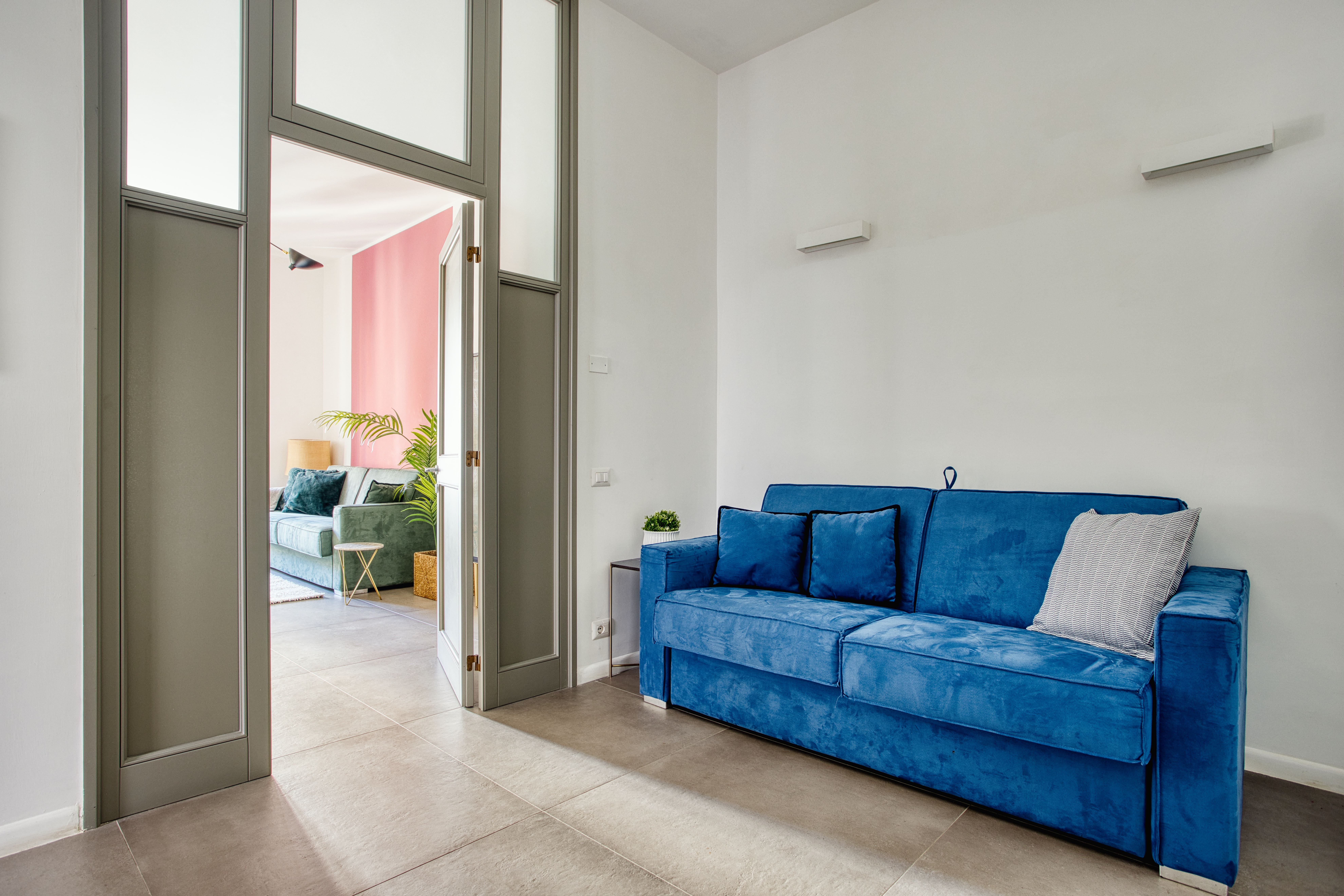 Casa Clementina Borgo: Stylish 2-Bedroom Apartment Rental with Air-Con in Borgo Rome