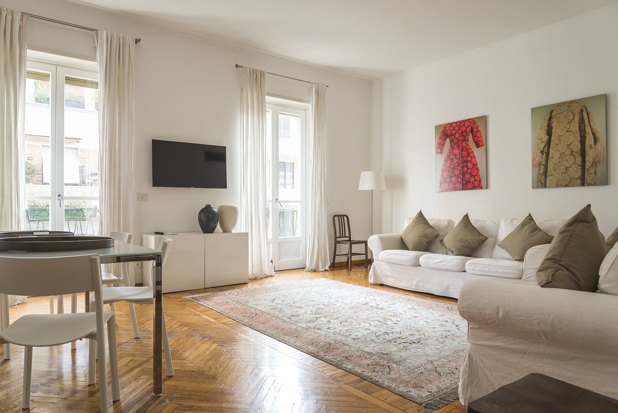 Casa Conchetta Porta Ticinese: Elegant 3-Bedroom Apartment Rental with Air-Con, Porta Ticinese Milan