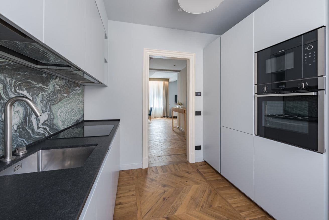 Villa Amaranto Borgo Ponte Vecchio: Elegant 2-Bedroom Apartment Rental with Air-Con in Ponte Vecchio