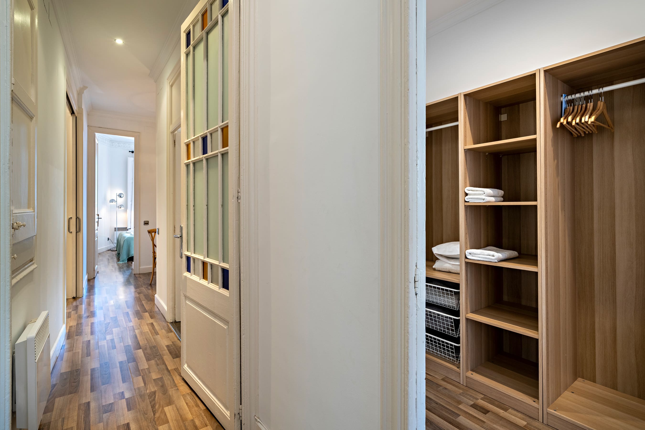 Casa Còrsega Eixample Eixample: Stylish 2-Bedroom Apartment Rental with Sea Views in Eixample, Barcelona