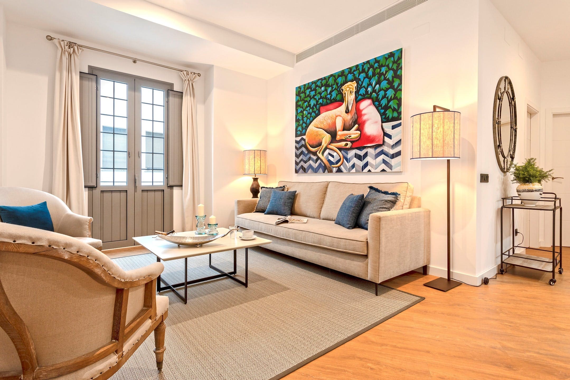 Casa Encarnación Regina: Stylish 3-Bedroom Apartment with Swimming Pool, Apartment Rental Sevilla